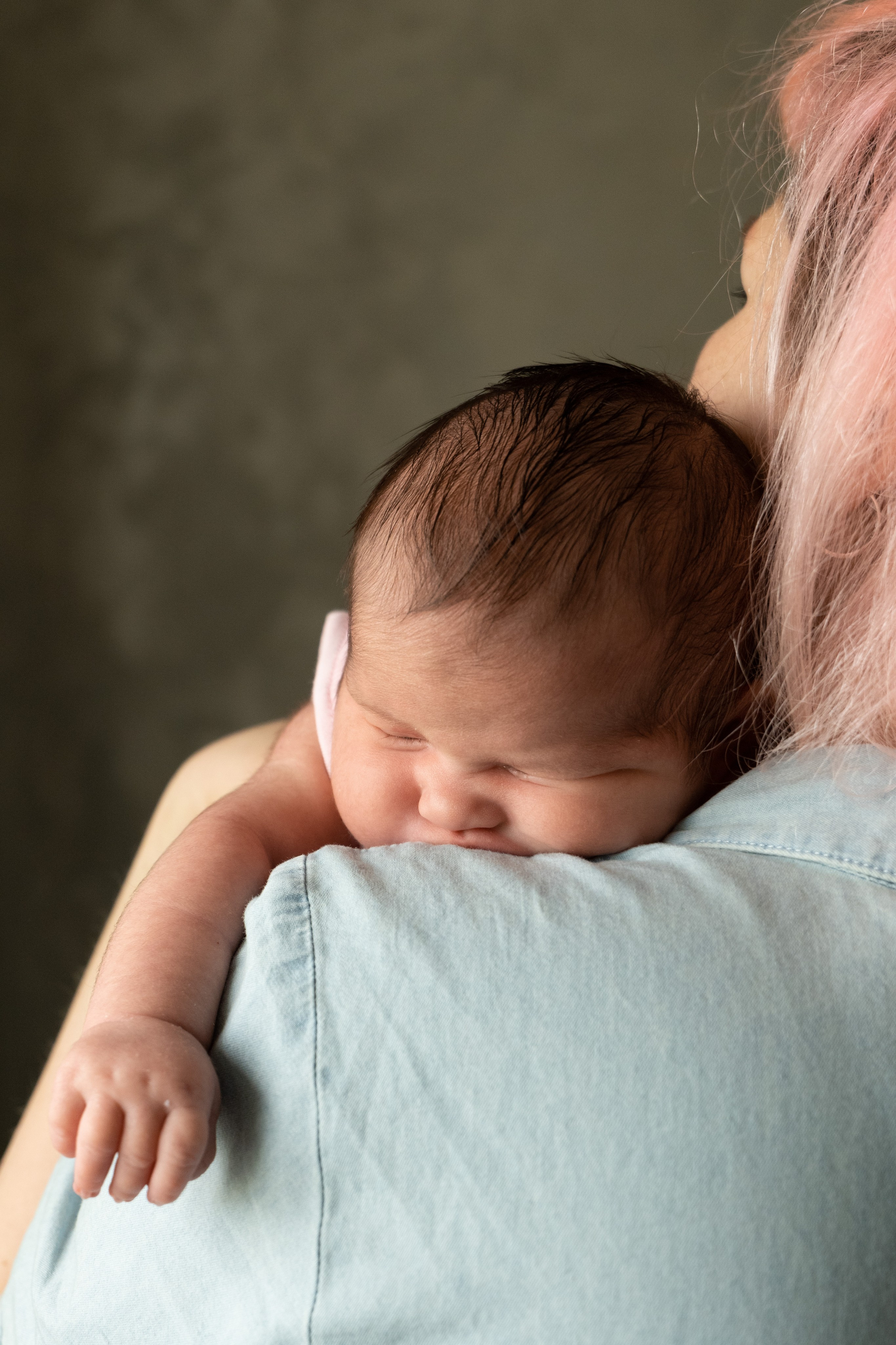 Домашняя фотосессия с новорожденным. Фотограф видеограф Ольга Василевская