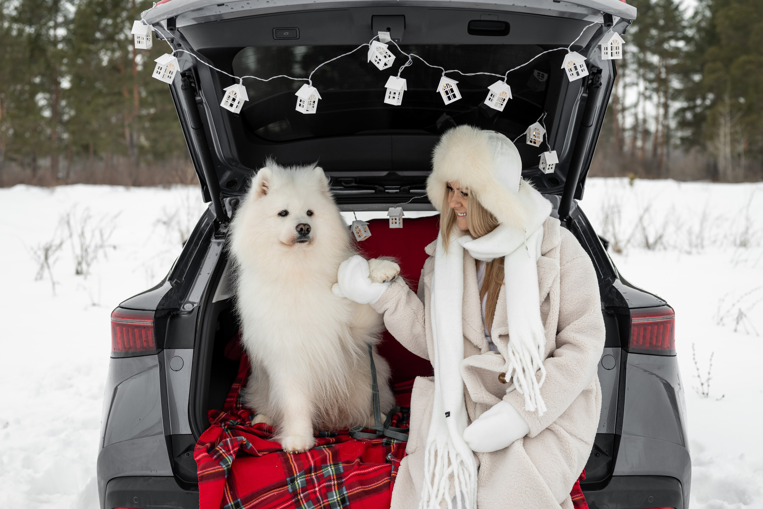 Фотопроект с Платоном и машиной на улице. Фотограф в городе Салават