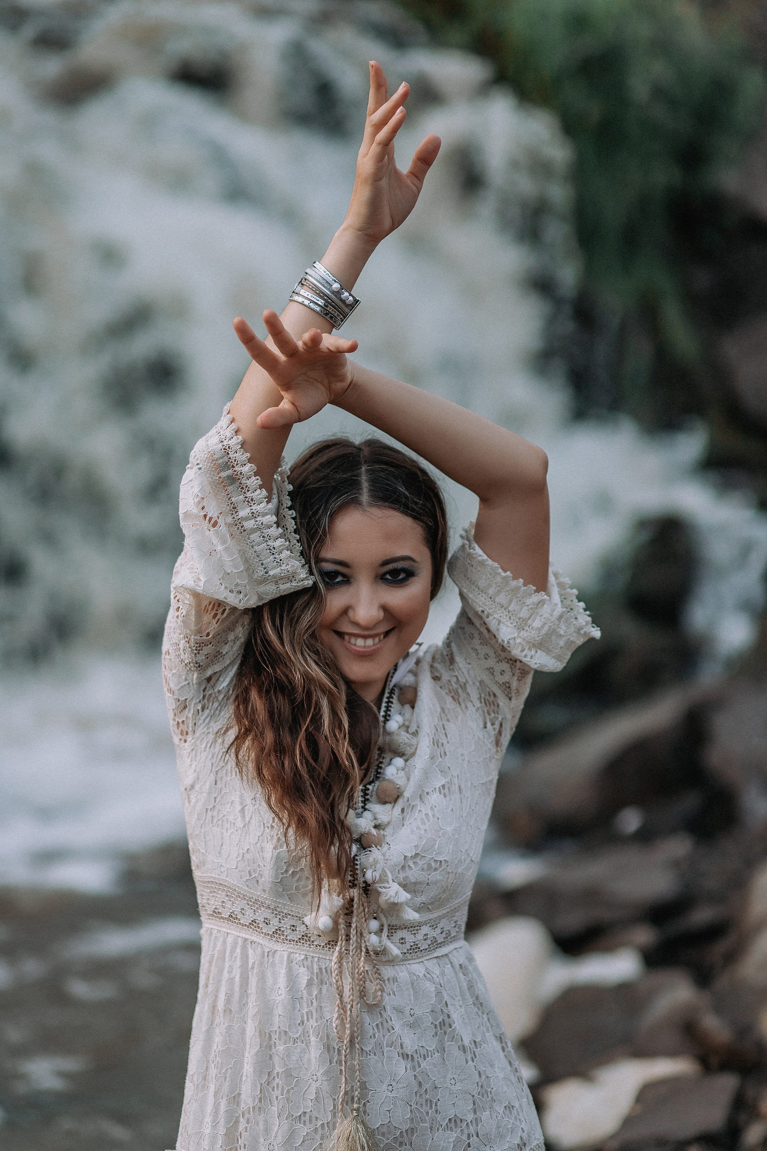 Закат у водопада. Детский и семейный фотограф в Красноярске Юлия Бирюкова