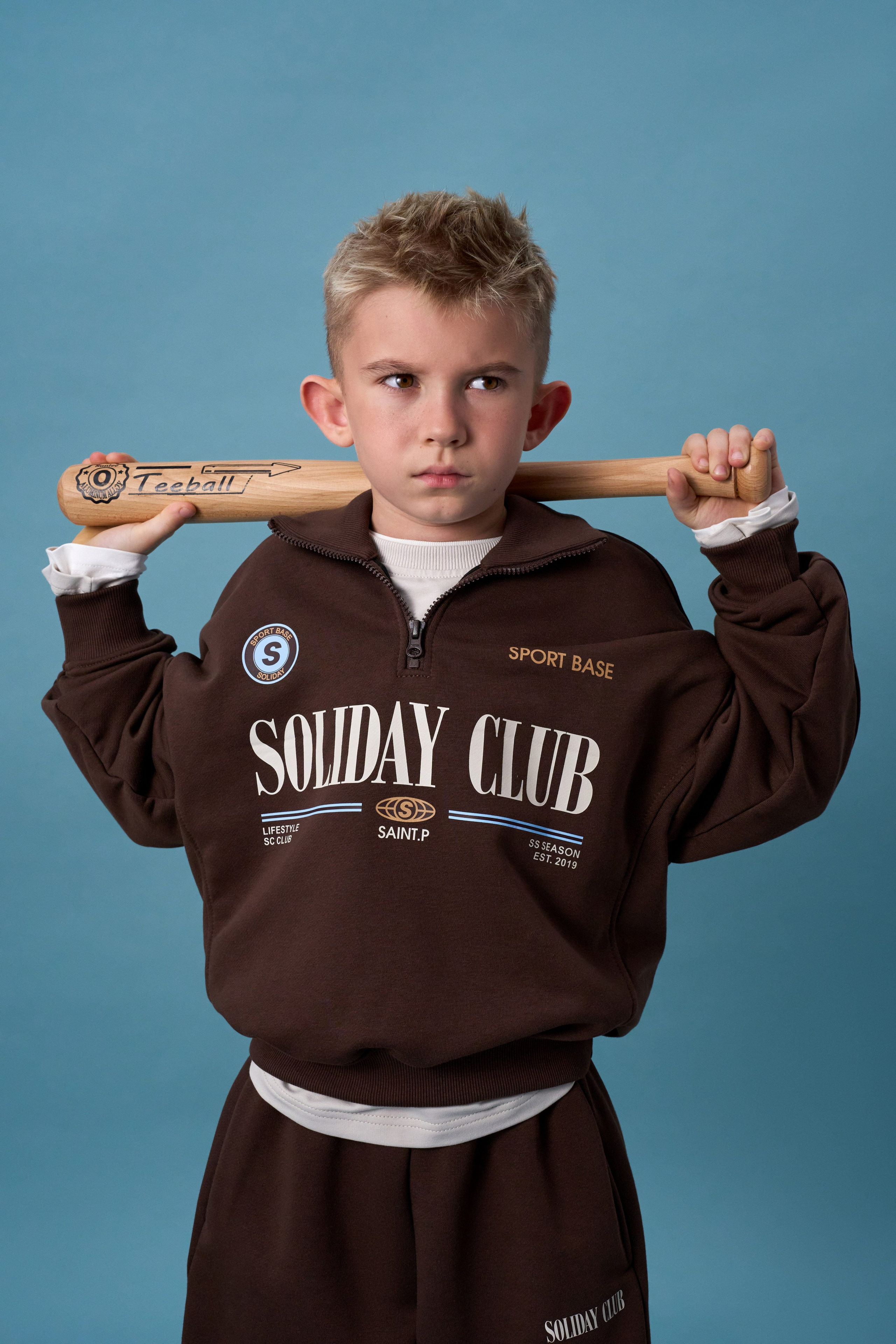 VINTAGE FAMILY CLUB. Creative Fashion Photographer & Art Director