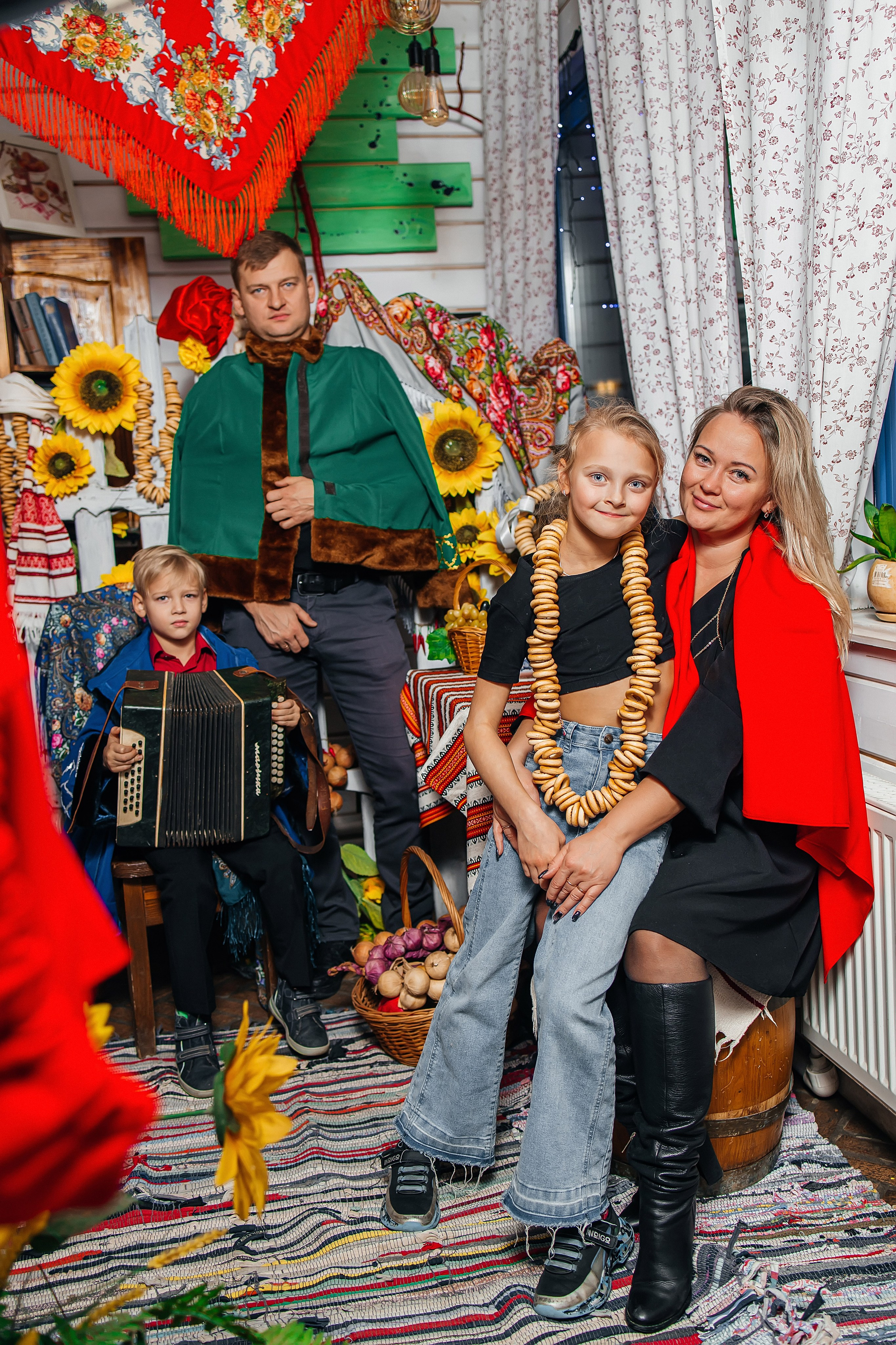 Рождество в ресторане «Казачок». Александр Антонов. Профессиональный свадебный, репортажный фотограф в Москве, Подольске. Фото+Видео на любой праздник