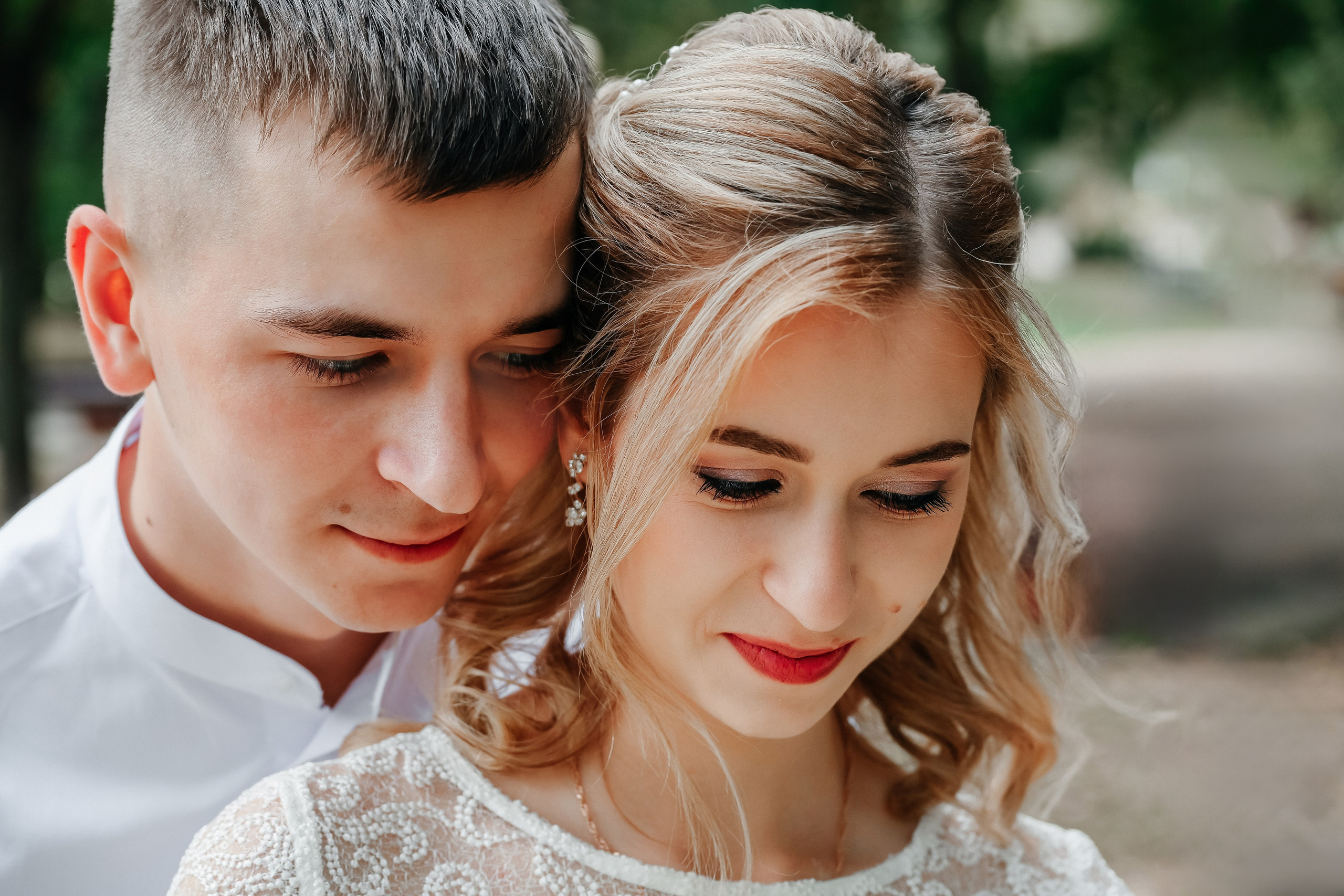 Молодожены Владислав и Алина