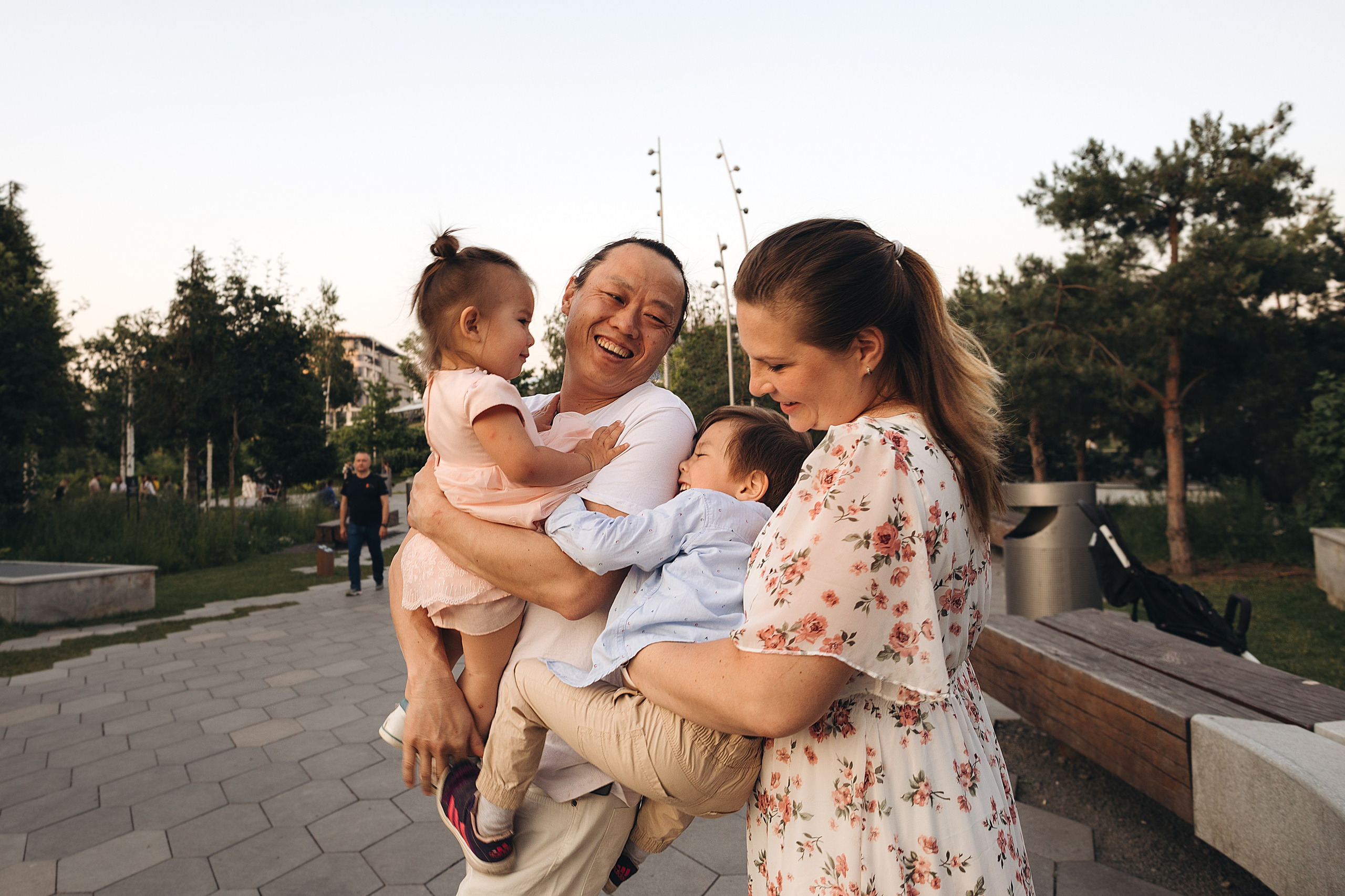 Парк «Зарядье» Катюша семья. Портретный фотограф в Москве и МО Зимина Татьяна