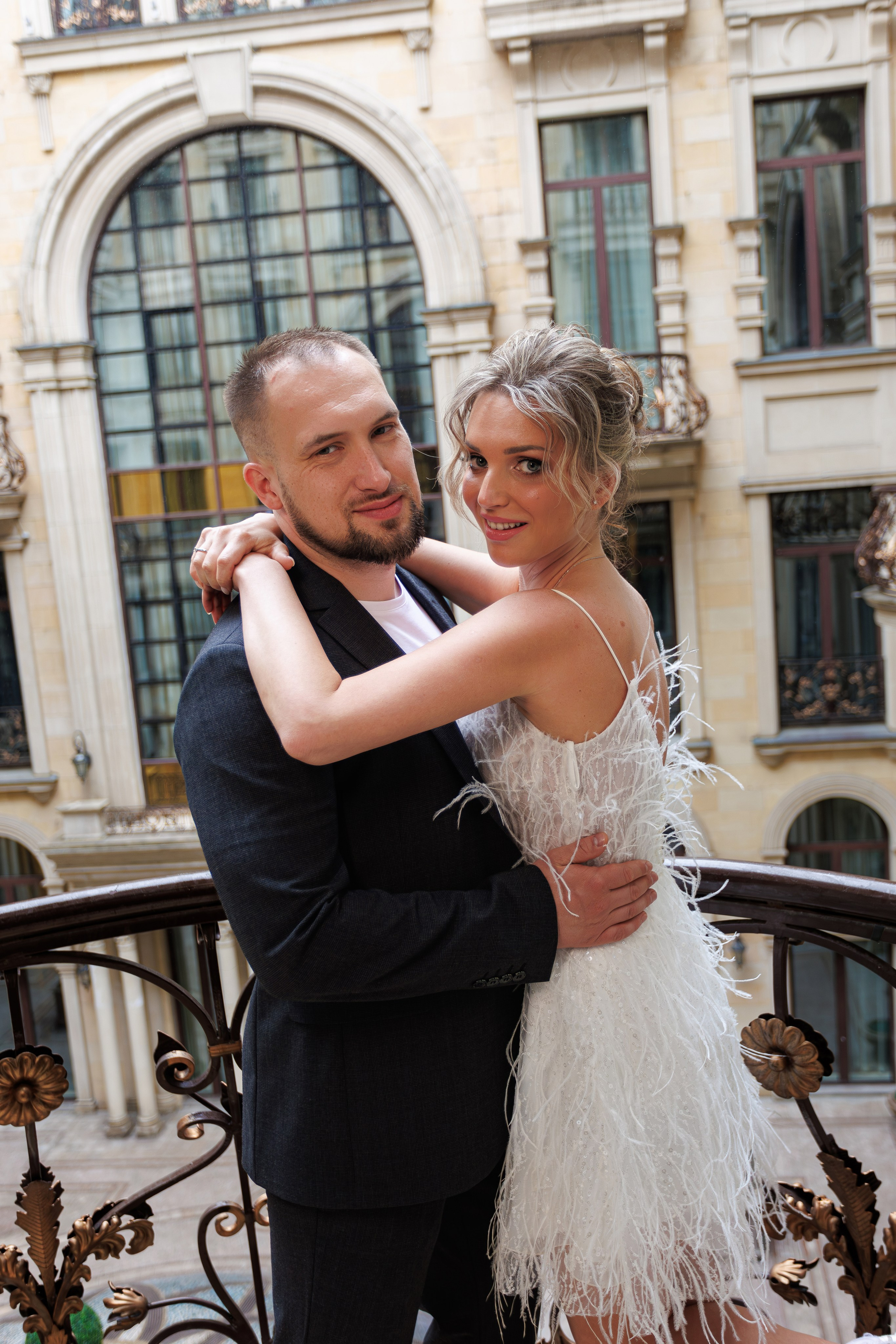 Свадебная фотосессия в отеле St. Regis Никольская. Свадебный фотограф Москва и МО Сергей Киржаев