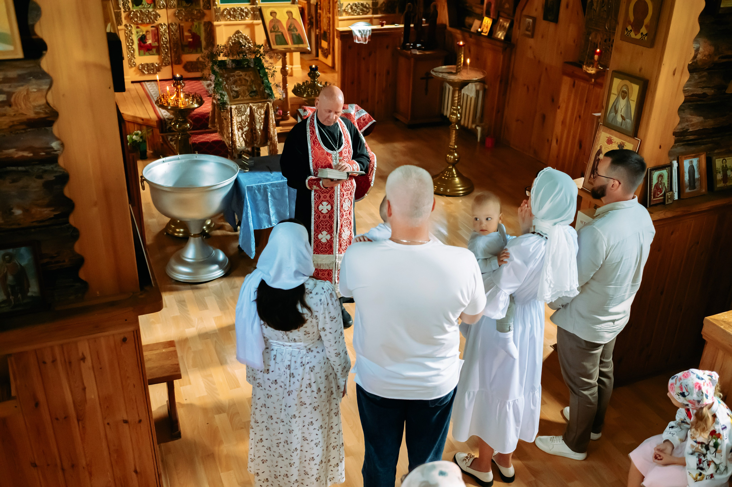 Фотосессия крещения детей. Фотограф в Кирове Инна Софронова