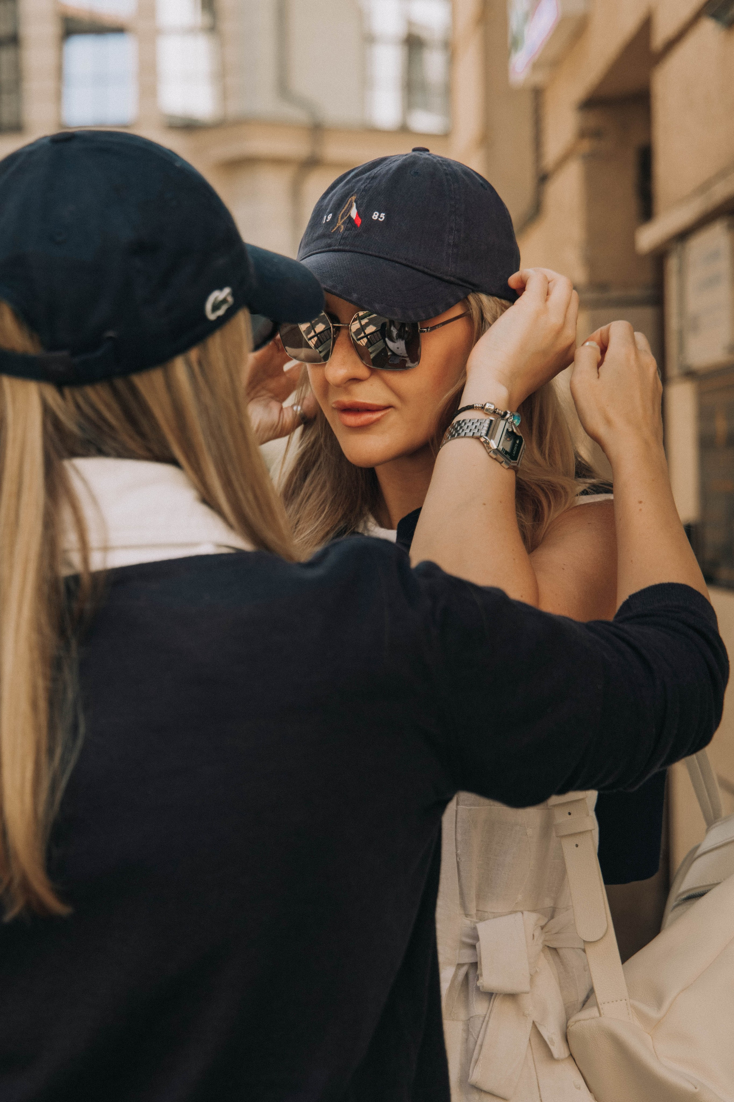 Прогулка Лиза и Марина. Фотограф lifestylе в Москве Пшеничная Анастасия