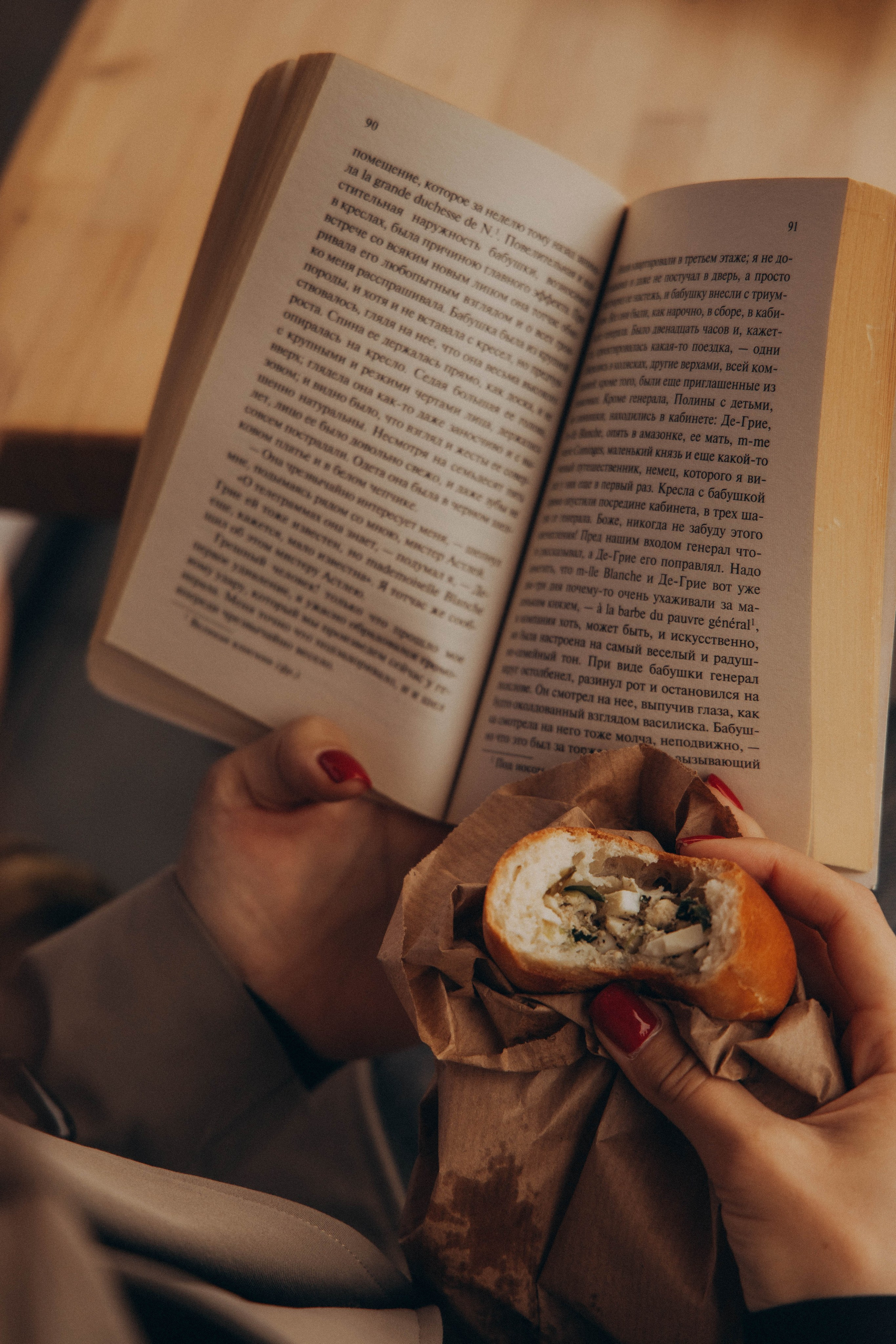 Ирина лесная библиотека. Фотограф lifestylе в Москве Пшеничная Анастасия