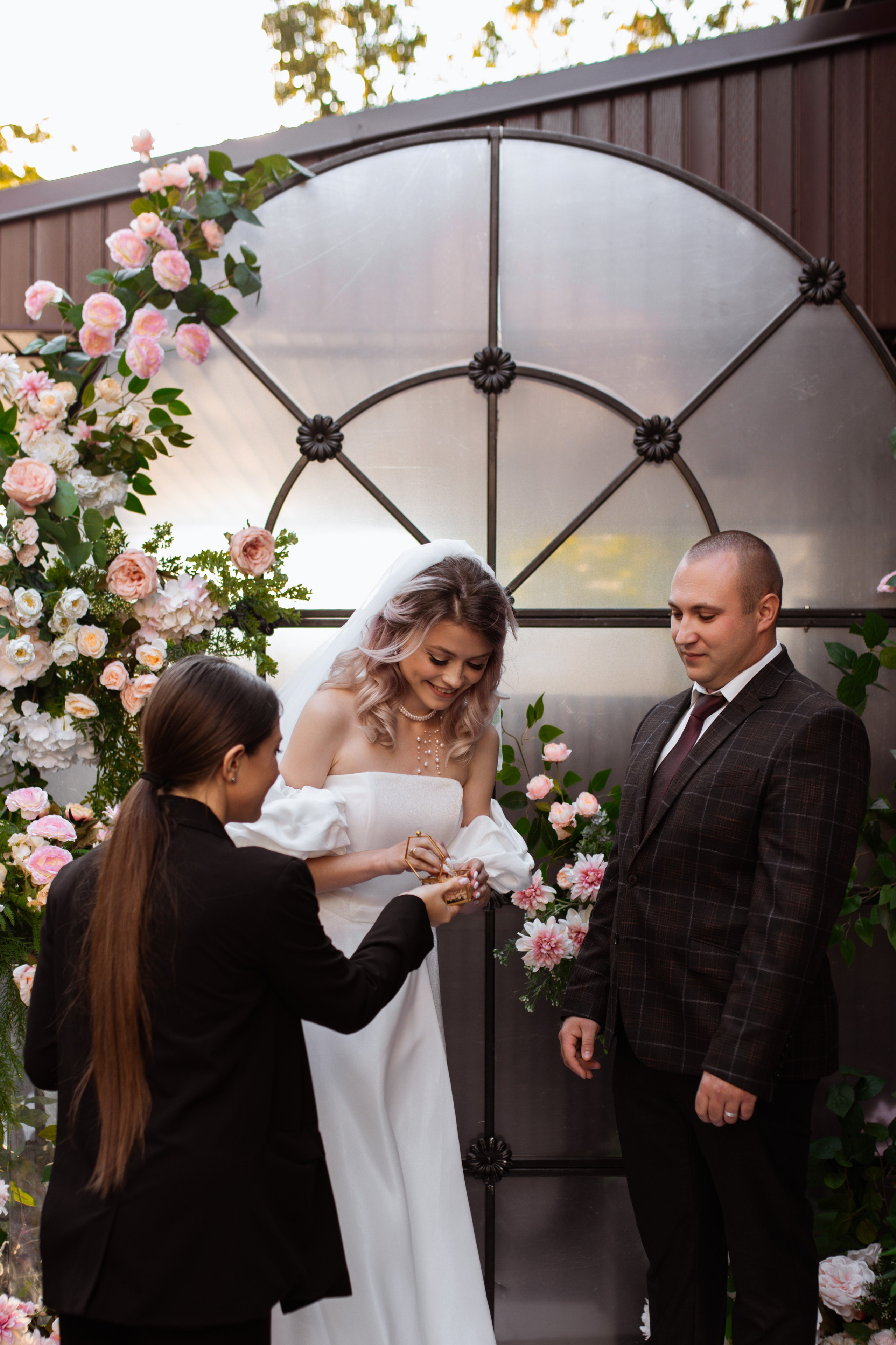 Душевная камерная свадьба с яркими акцентами. Свадебный фотограф Елена Рубцова