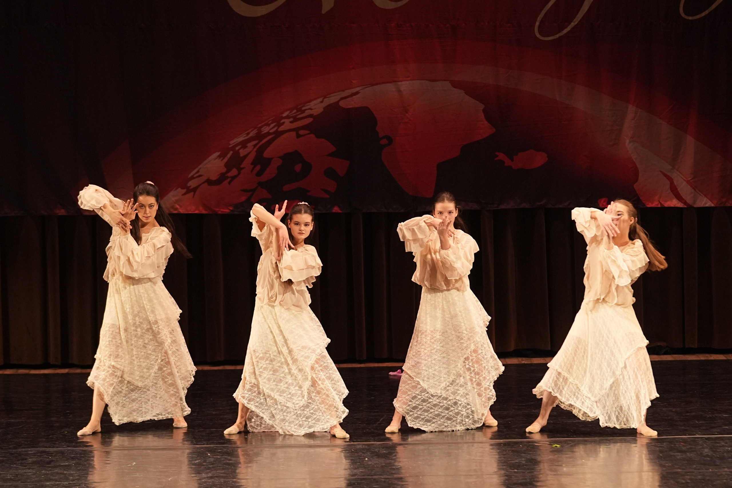 7 декабря, блок 2, г. Москва. Золотое яблочко