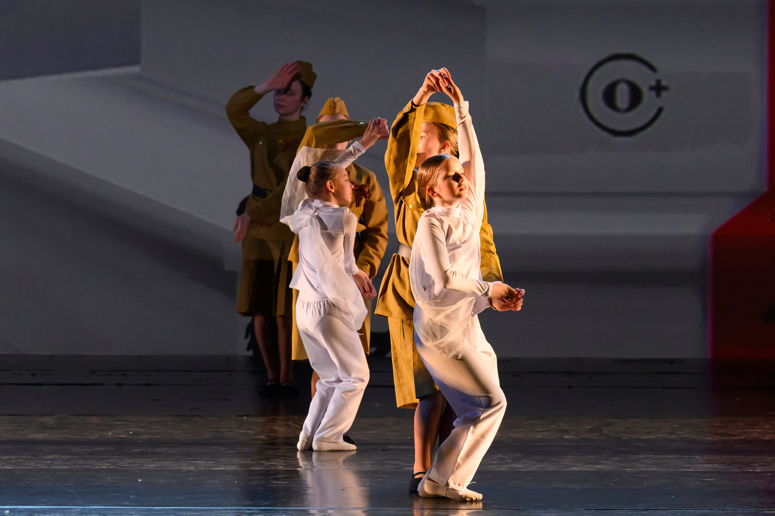 23 апреля, часть 2, БКЗ Октябрьский, г. Санкт-Петербург. Золотое яблочко