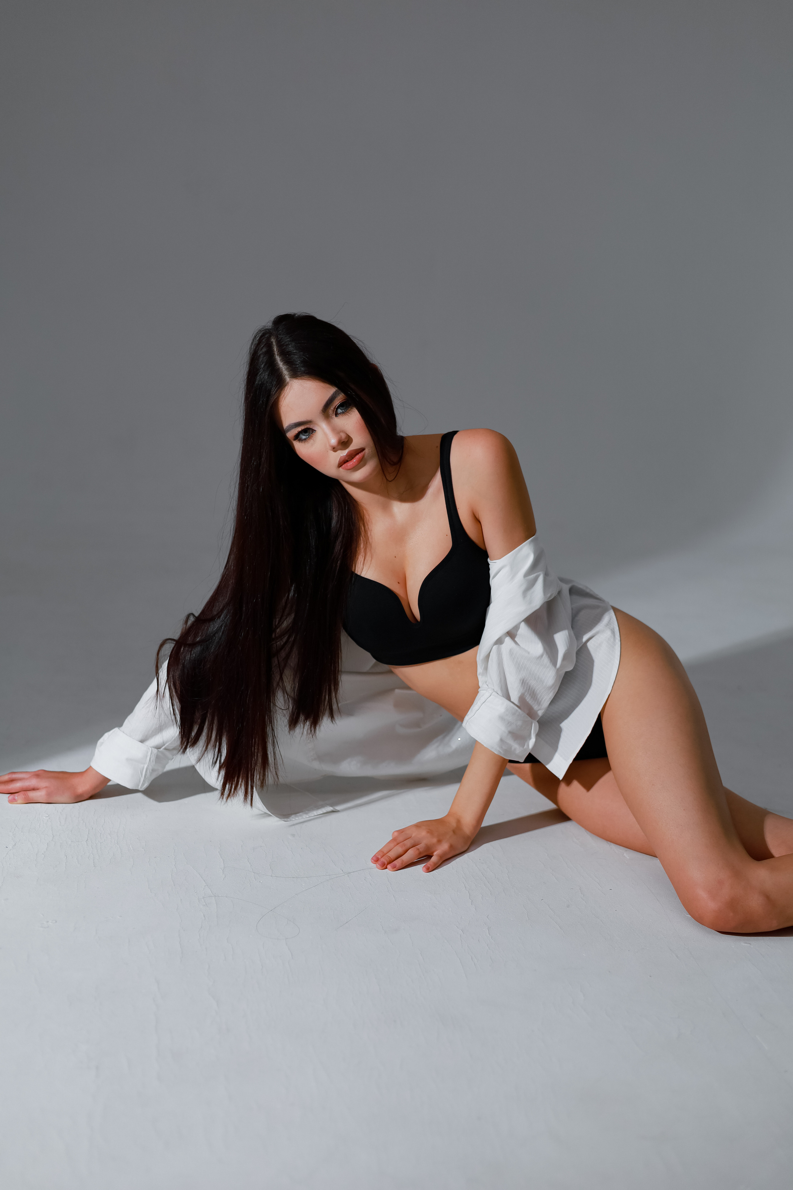 Работа с искусственным светом (без обработки). Портретный фотограф в Чебоксарах