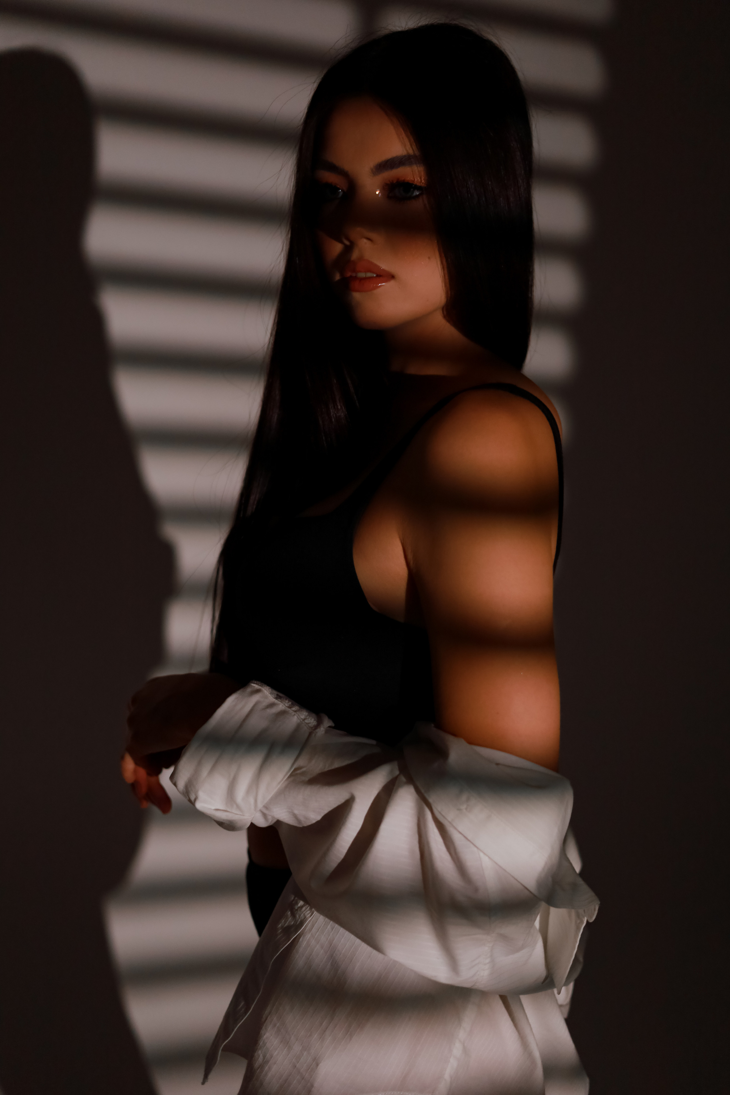 Работа с искусственным светом (без обработки). Портретный фотограф в Чебоксарах