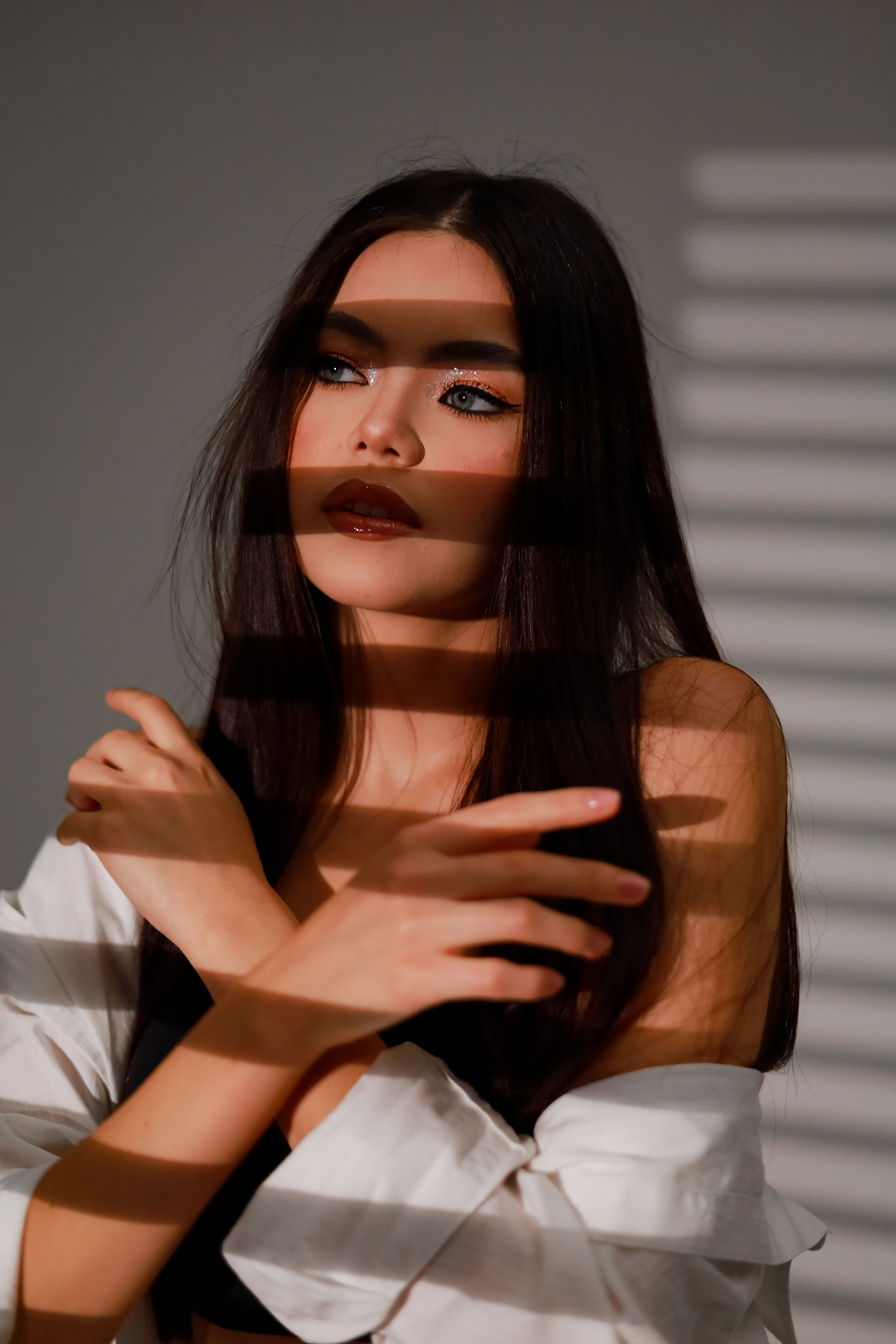 Работа с искусственным светом (без обработки). Портретный фотограф в Чебоксарах