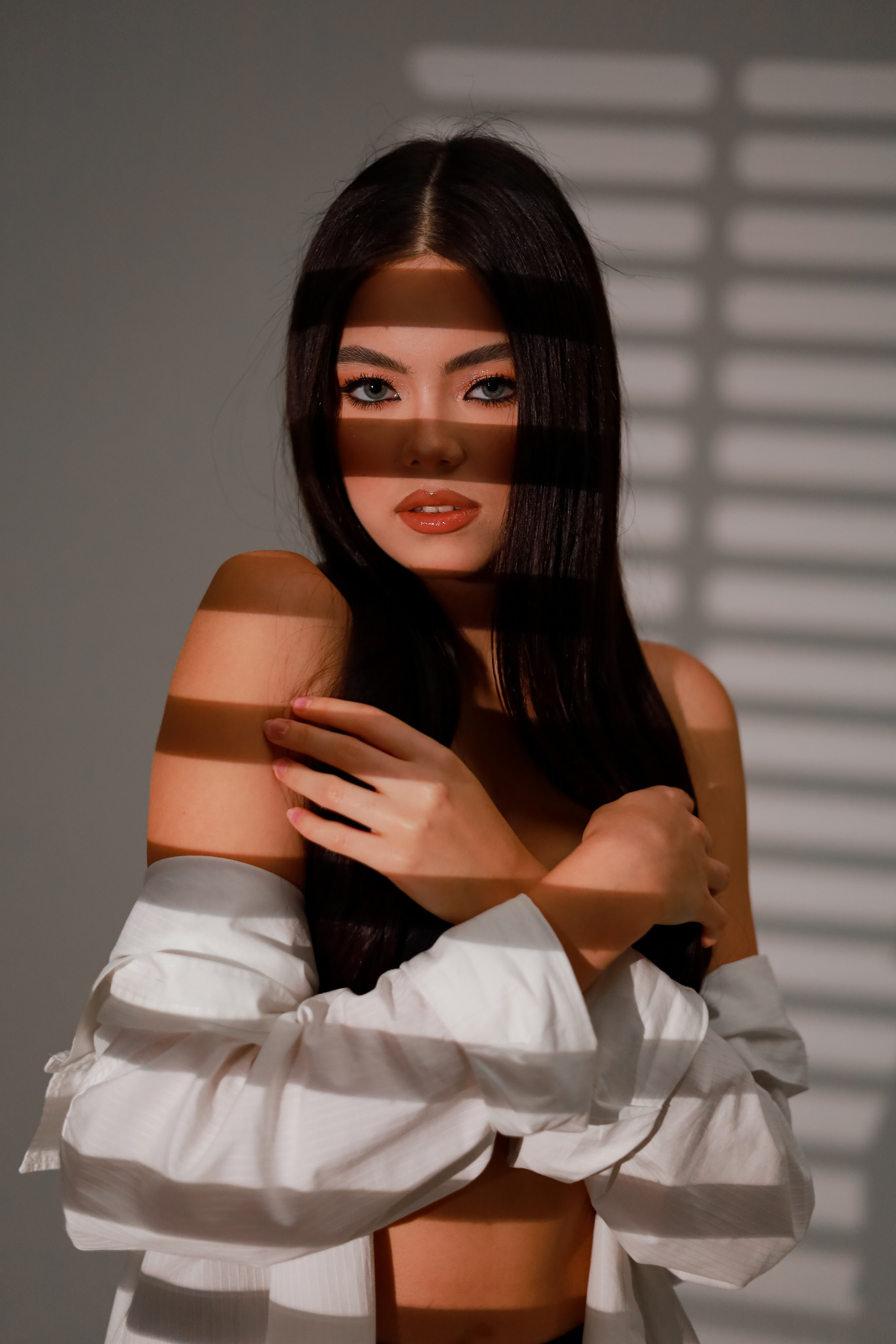 Работа с искусственным светом (без обработки). Портретный фотограф в Чебоксарах