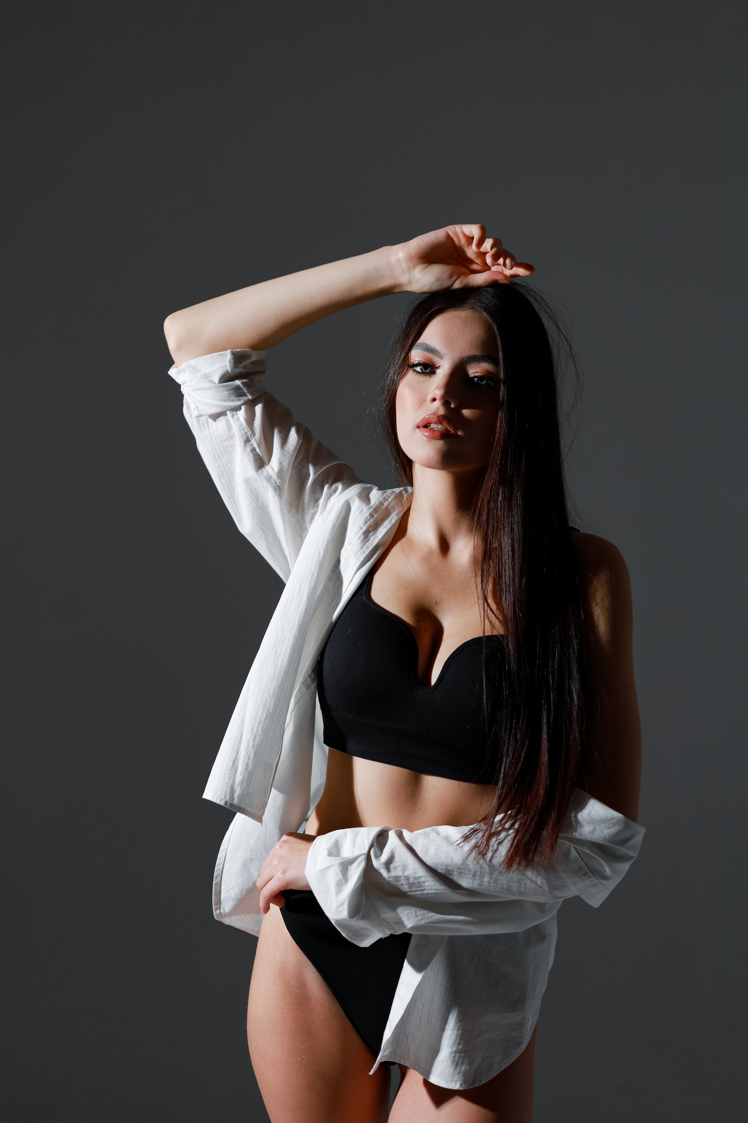 Работа с искусственным светом (без обработки). Портретный фотограф в Чебоксарах