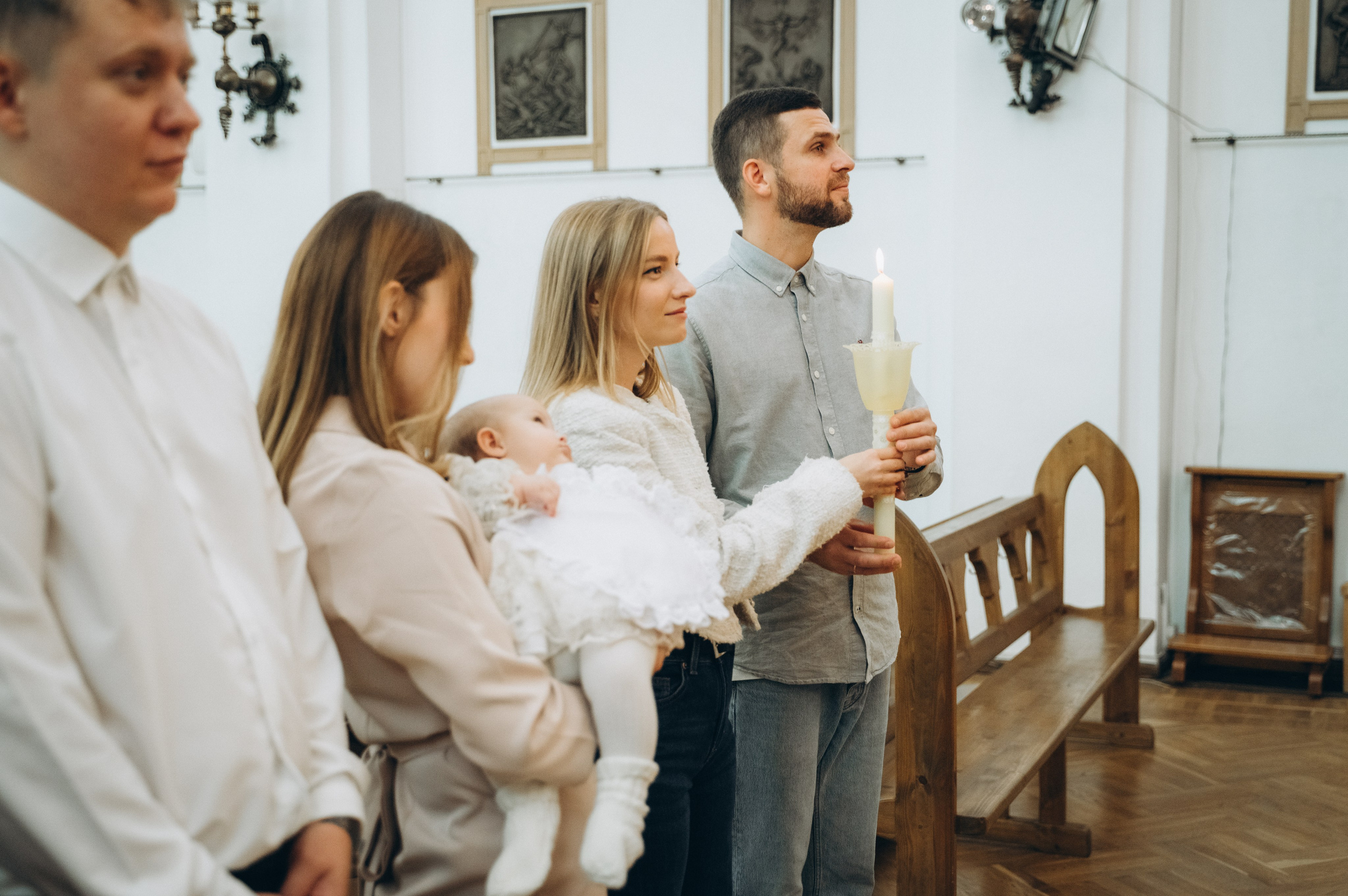 Крещение Эмили (Золотогорский костёл Пресвятой Троицы). Семейный фотограф в Минске Дарья Дреко