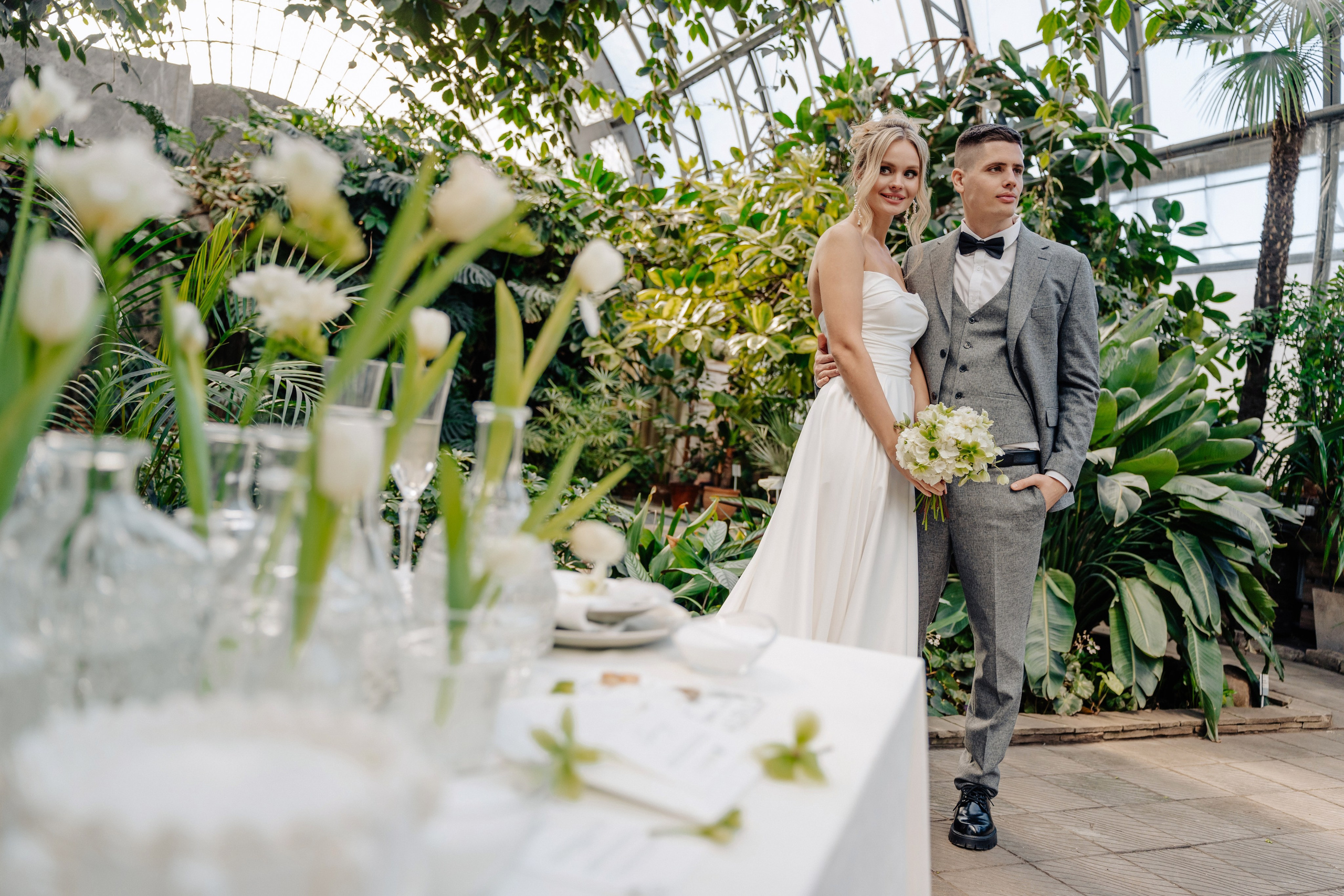 Свадебная в оранжерее. Михаил и Виктория. Фотограф Сергей Лукьяненко