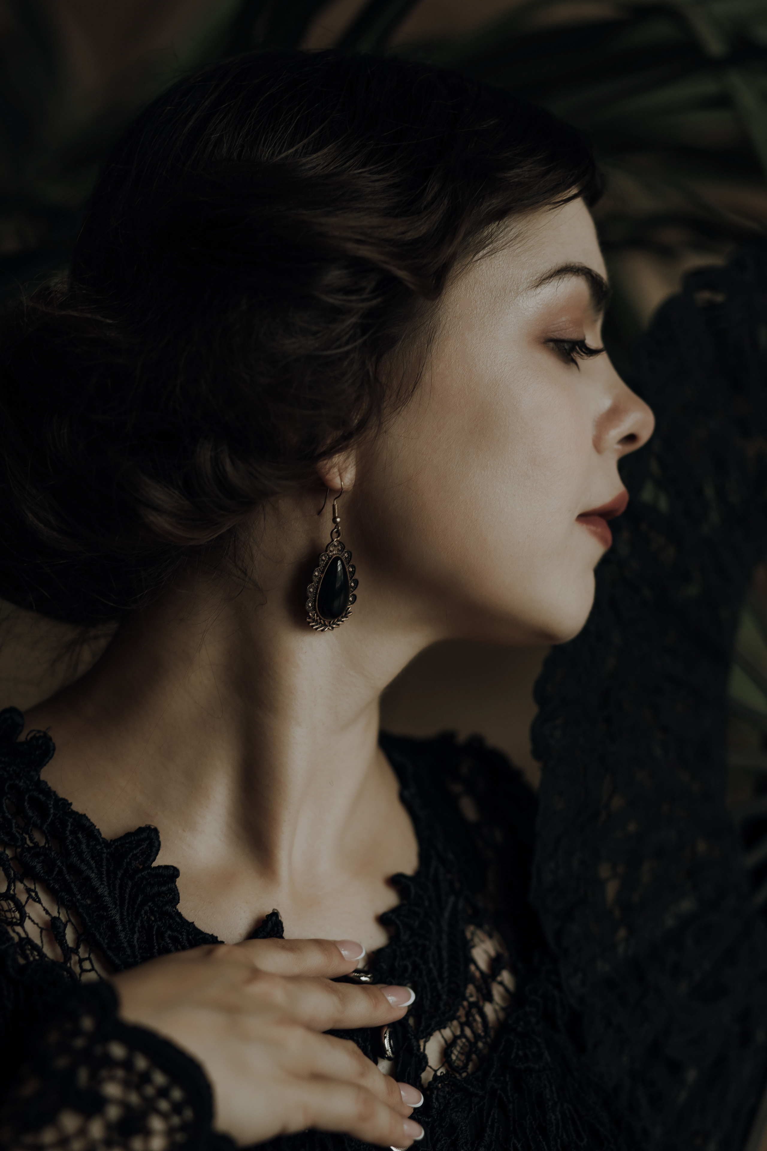 Оттого что я терпкой печалью, напоила его допьяна…. Художественная винтажная фотография