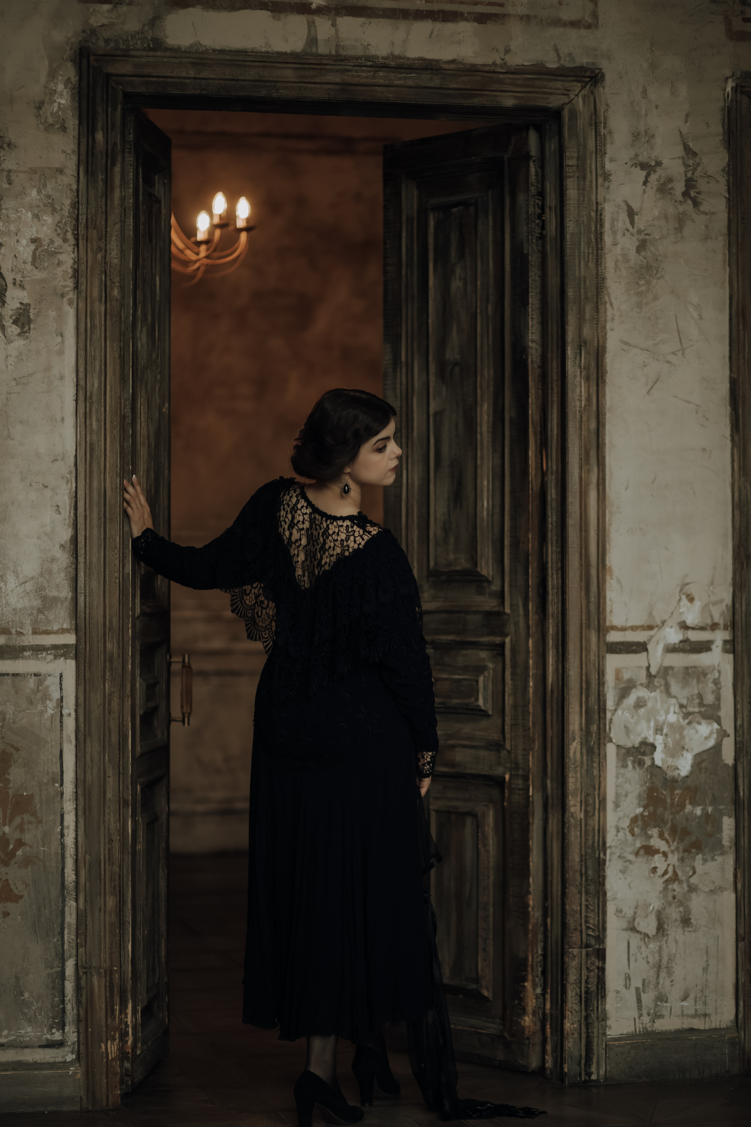 Оттого что я терпкой печалью, напоила его допьяна…. Художественная винтажная фотография