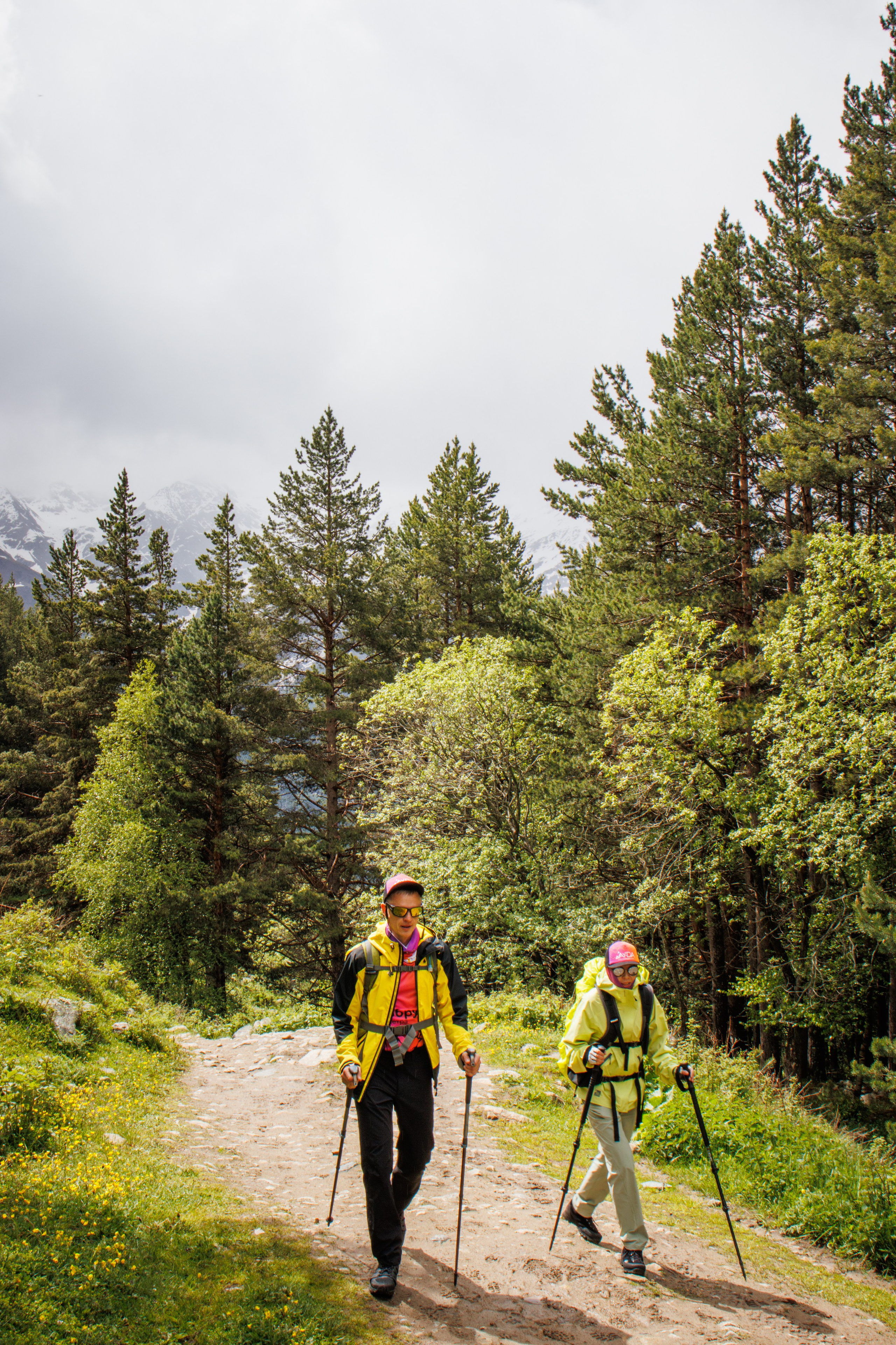 Трекинг / Терскольский водопад. Фотограф на трекинг и восхождение Эльбрус, Приэльбрусье. Елизавета Бобок