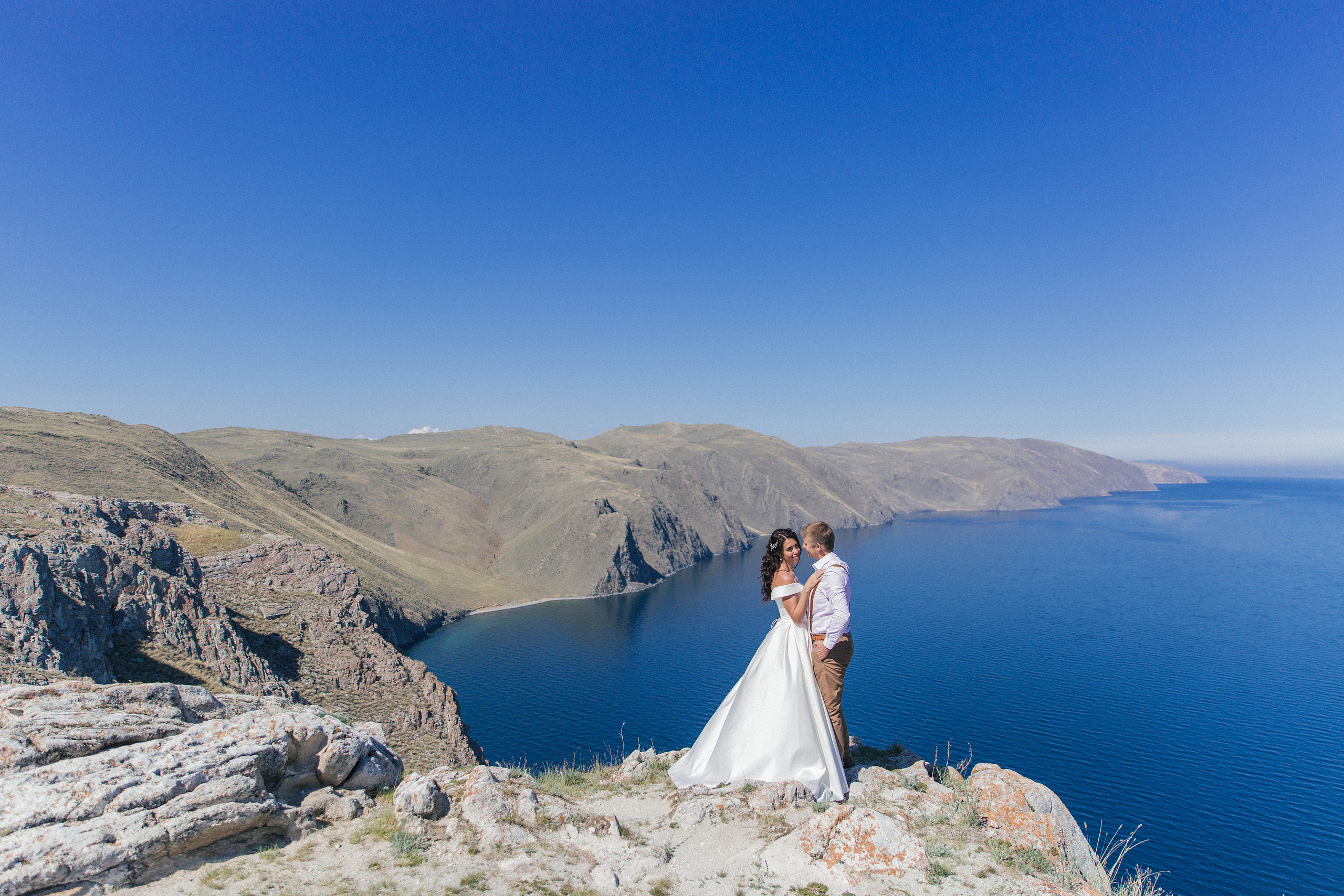 Выездная свадебная прогулка на Байкале. Главная