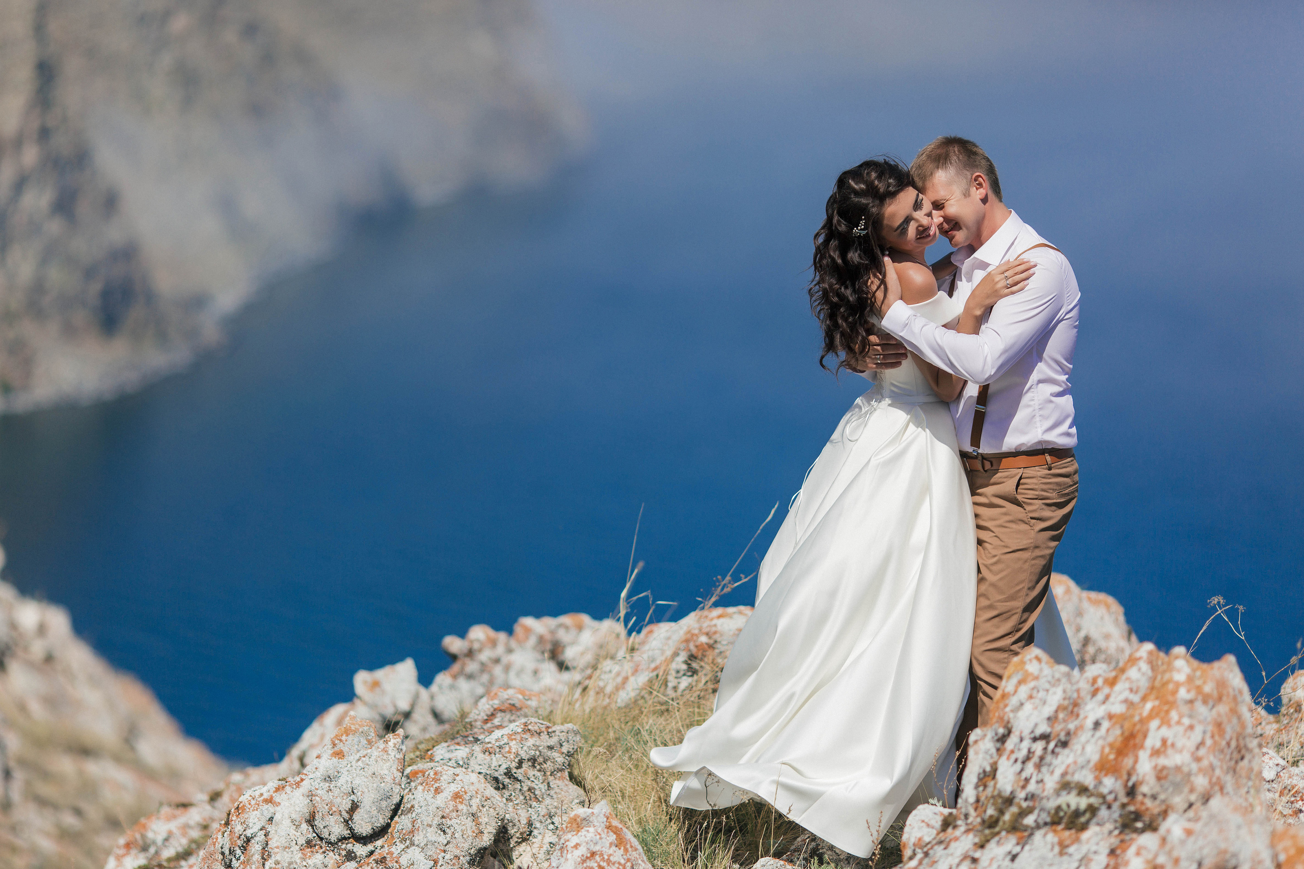 Выездная свадебная прогулка на Байкале. Главная