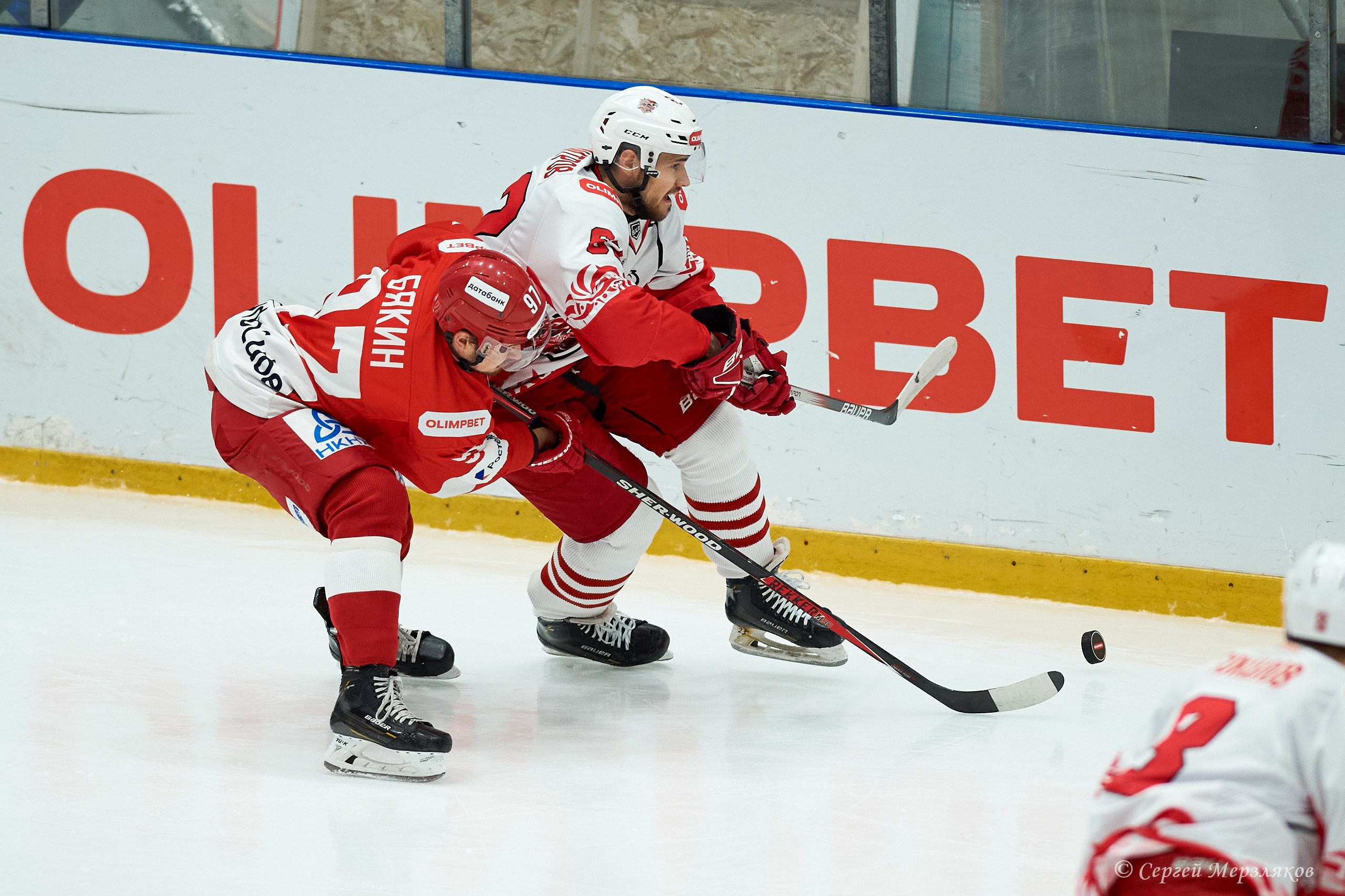 Хоккей. OLIMPBET Чемпионат России — ВХЛ Ижсталь — Ростов. 28.09.2024 Ижевск. Спортивный репортажный фотограф в Ижевске Сергей Мерзляков