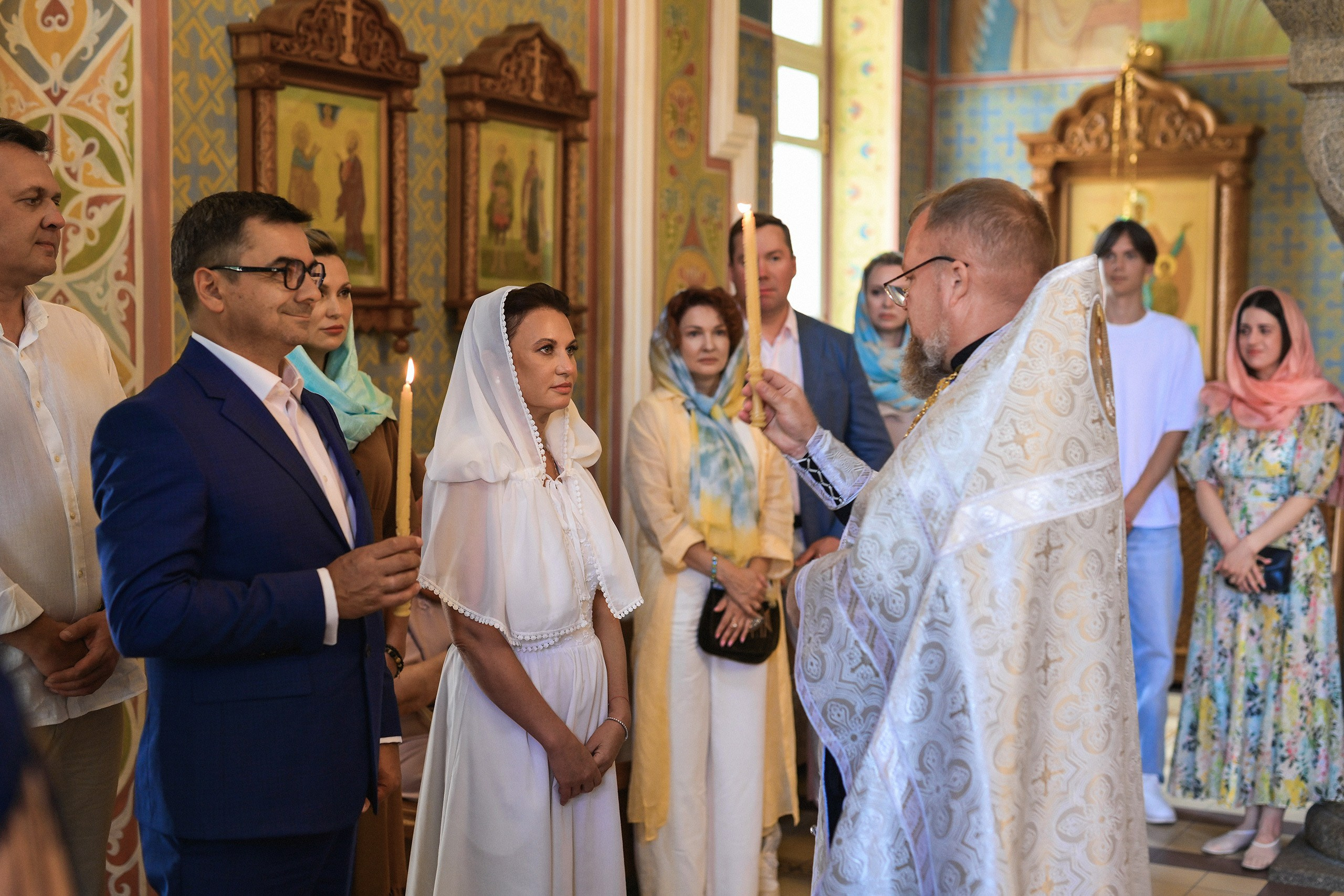 Фотосъемка венчания в церкви в Красноярске. 📸 Свадебный и семейный фотограф в Красноярске Тихомиров Евгений | 17 лет опыта | 800+ свадеб