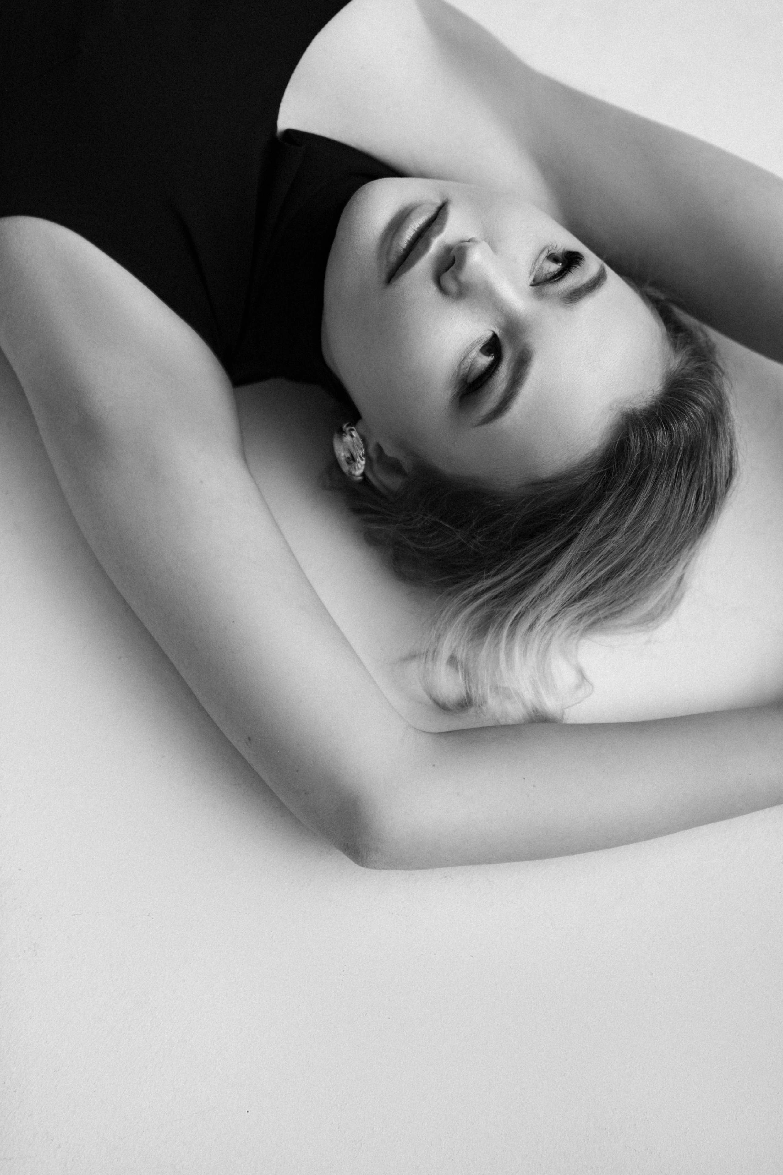 Алена. Съемка на циклораме. Фотограф в Москве Ольга Сатони