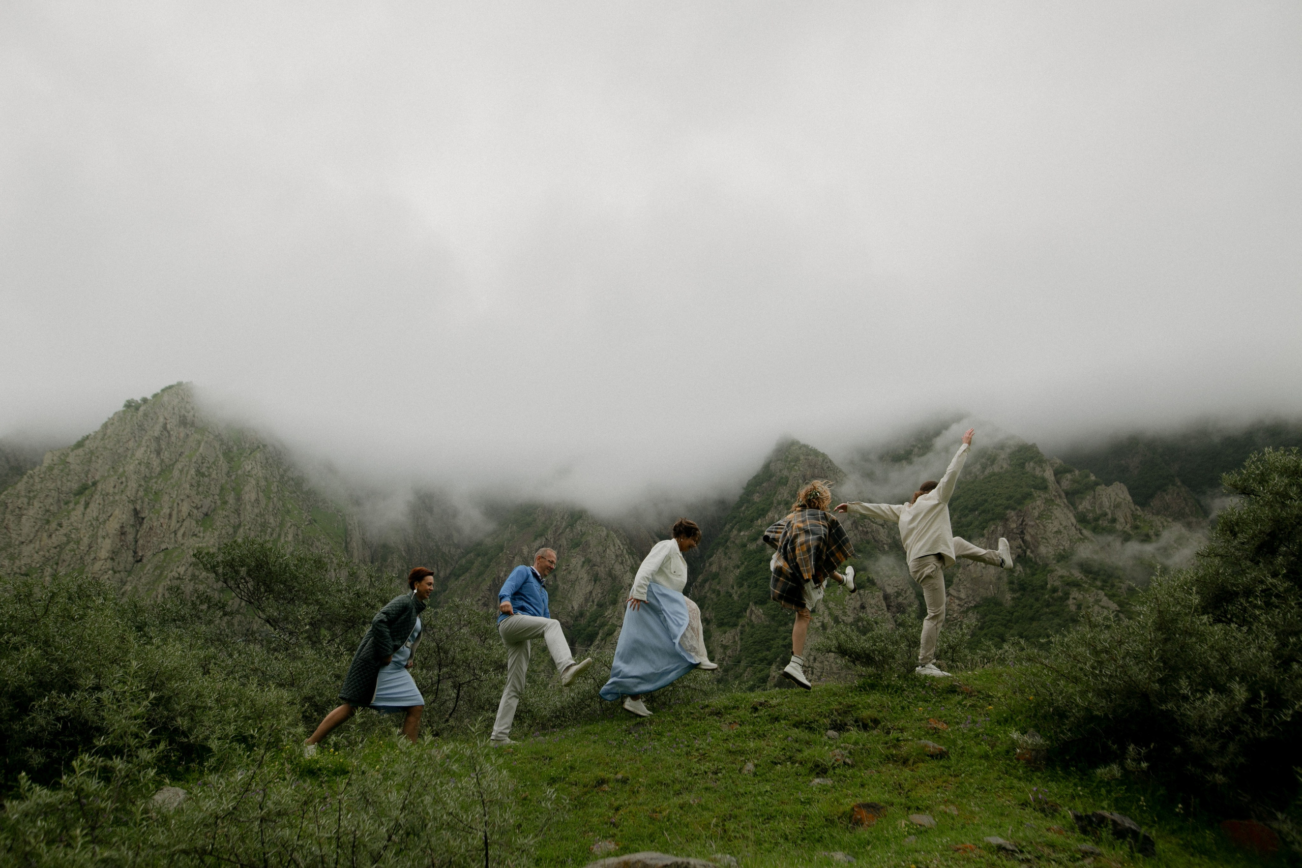 Nikita & Nastya. Wedding at Kazbeg. Свадебный фотограф Грузия Alex and Polly