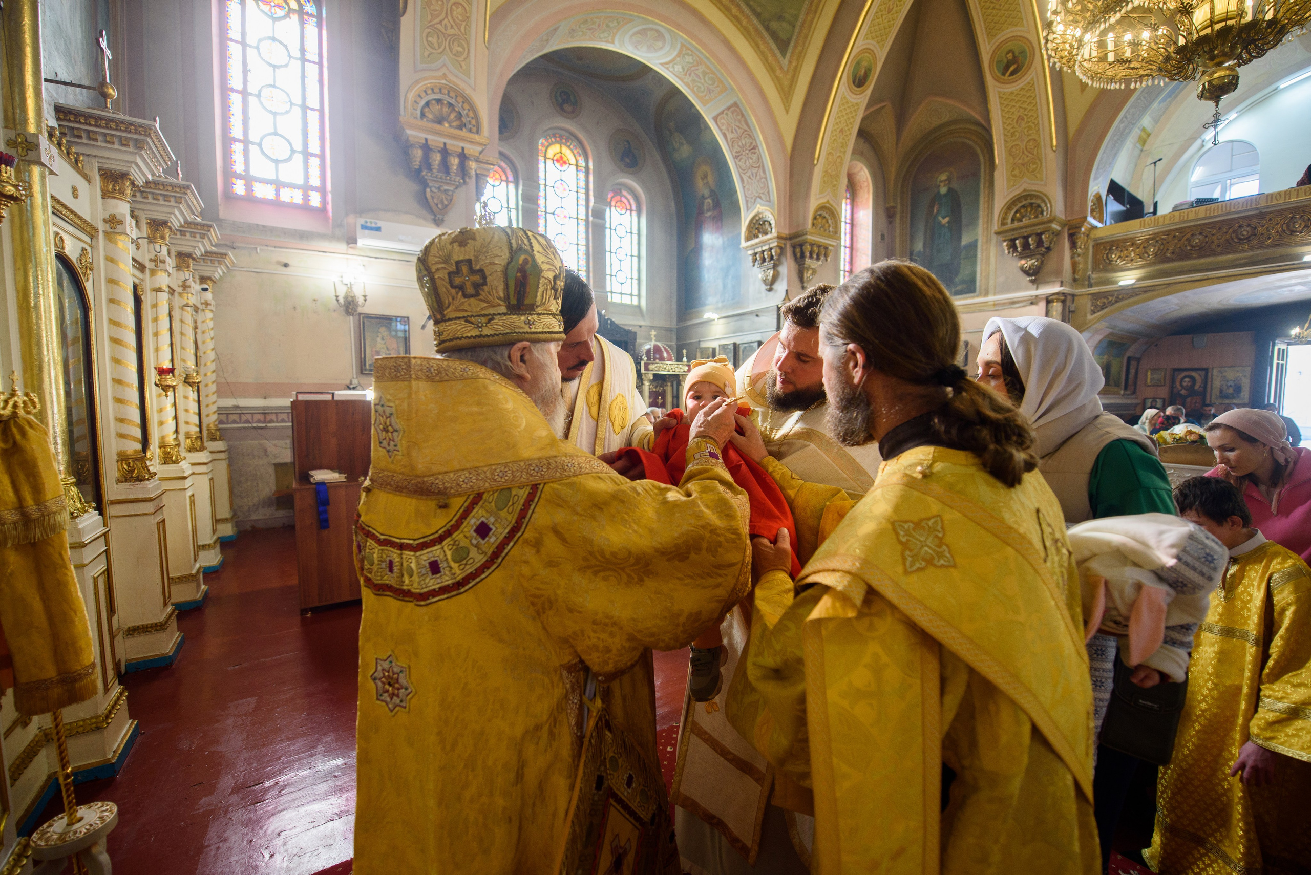 Воскресная литургия 29.10.2023. Семейный и свадебный фотограф в Феодосии и Коктебеле