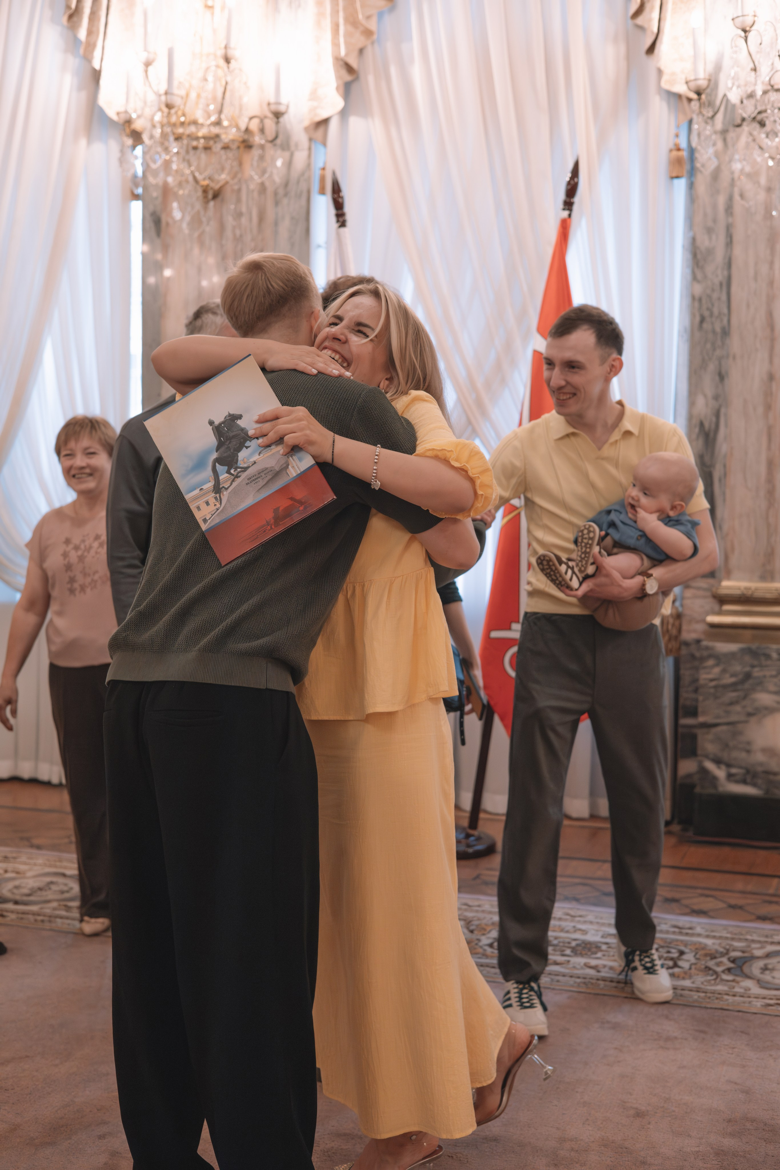 Маленький Петербуржец. Семейный фотограф в Санкт-Петербурге. Запечатление мгновений и ярких воспоминаний в Вашей жизни