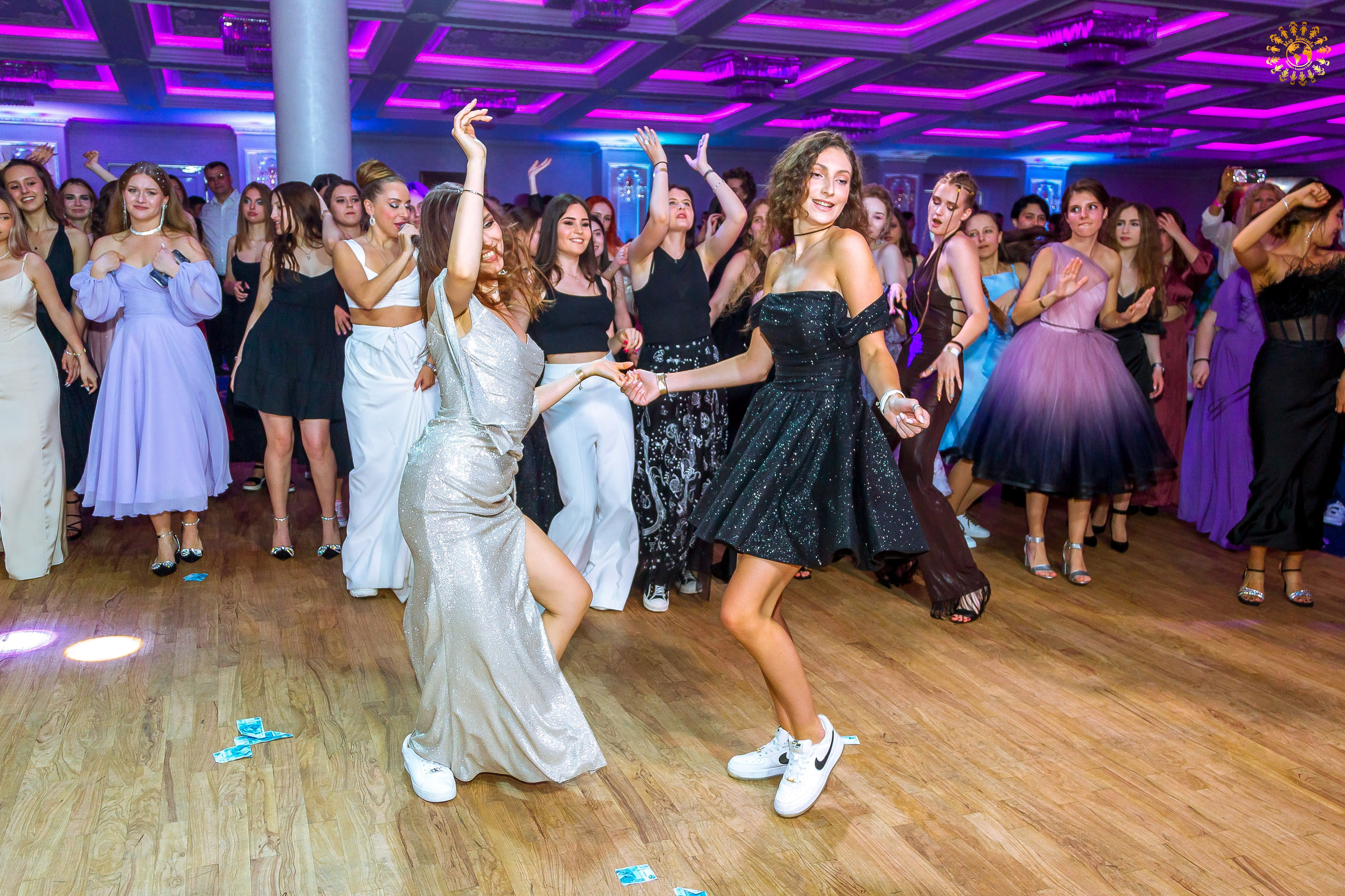 Выпускной 2023 (11-е классы) Triumph City Hall Москва. Репортажная съемка в Москве и области. Анималистика