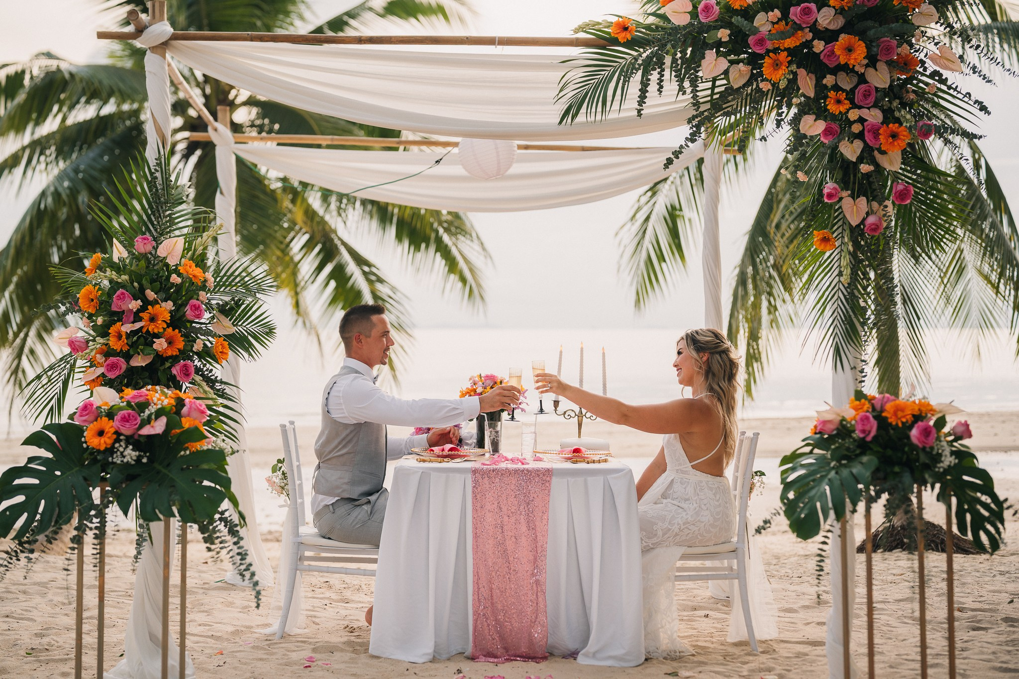 Andrew and Ashley 15.04.2025. Mariage à Koh Samui, en Thaïlande. Whatsapp: +66 94 3 650 301