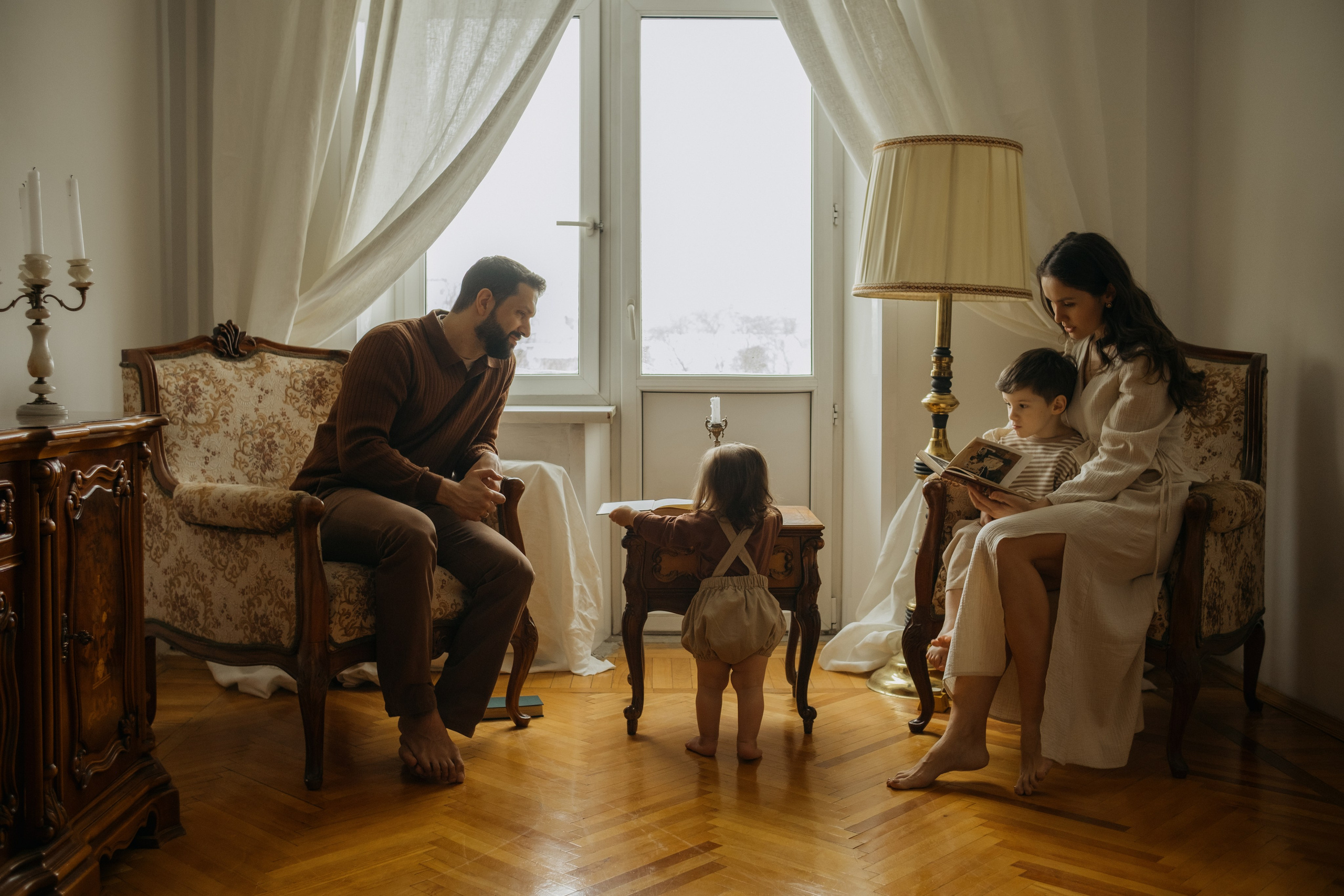 Семейные фотосессии дома и в студии. Семейный и детский фотограф в Москве Александра Михайлечко