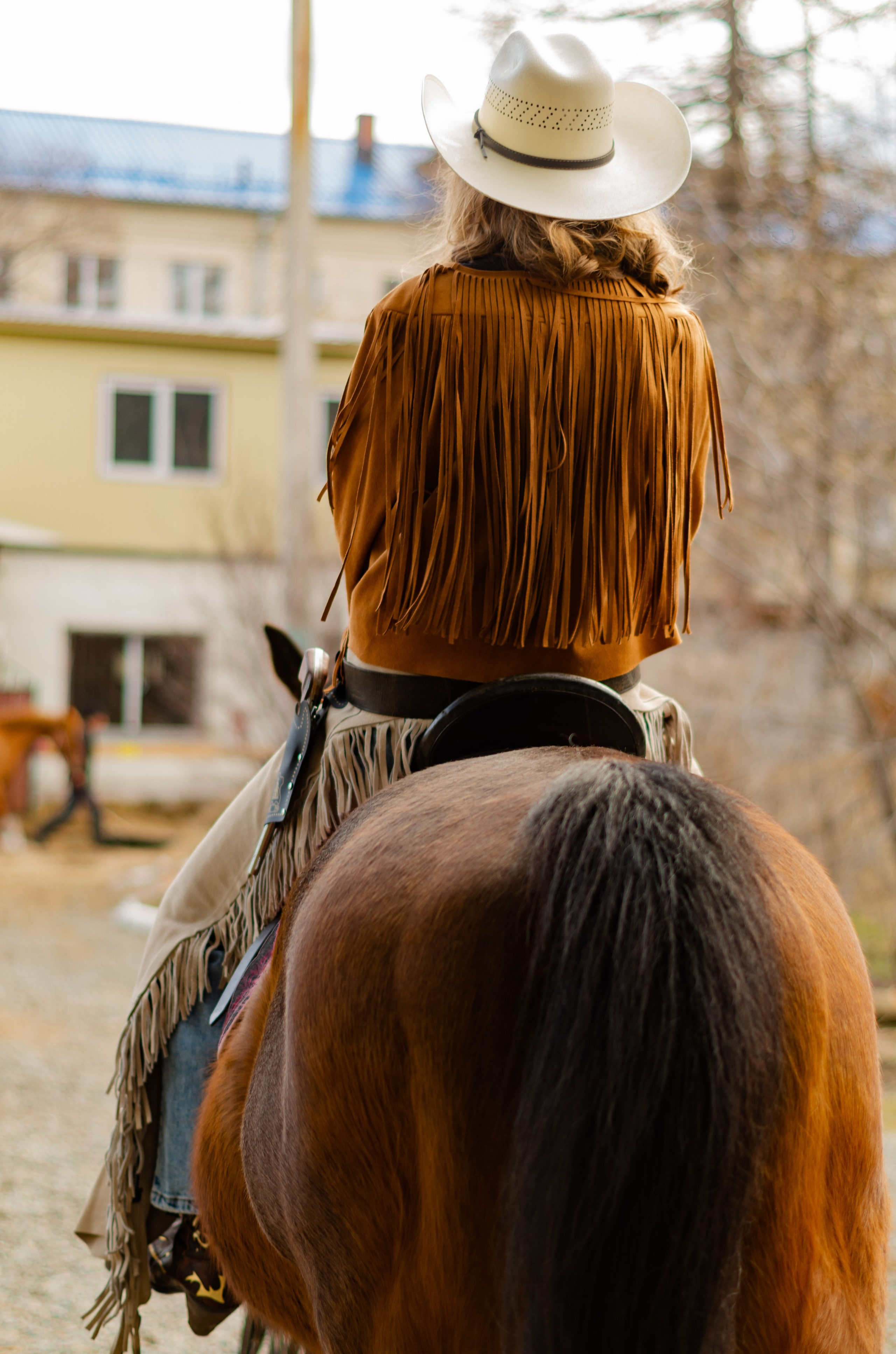 Ковбойская девчонка. Фотограф Марина Доглядная Челябинск фотосессии с лошадьми, мотоциклами