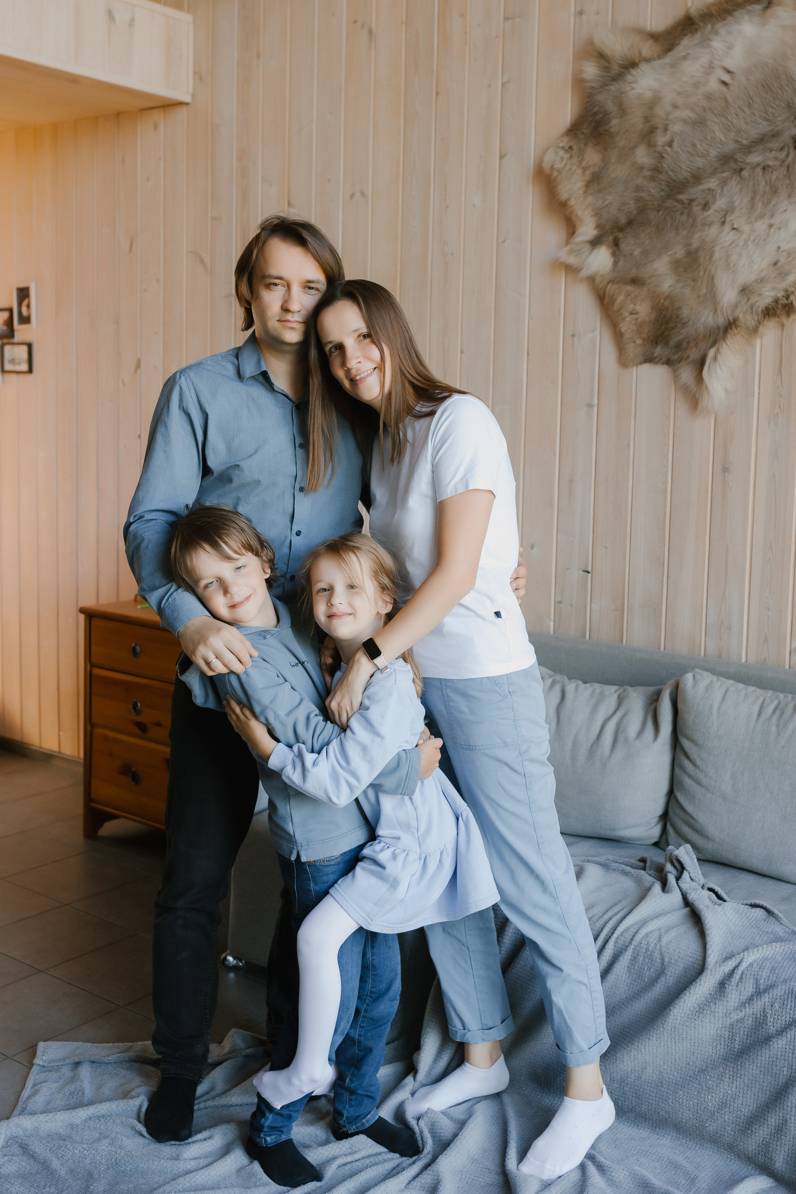 Семейная фотосессия в домике. Фотограф и видеограф в Мурманске, Москве Екатерина Нечаева