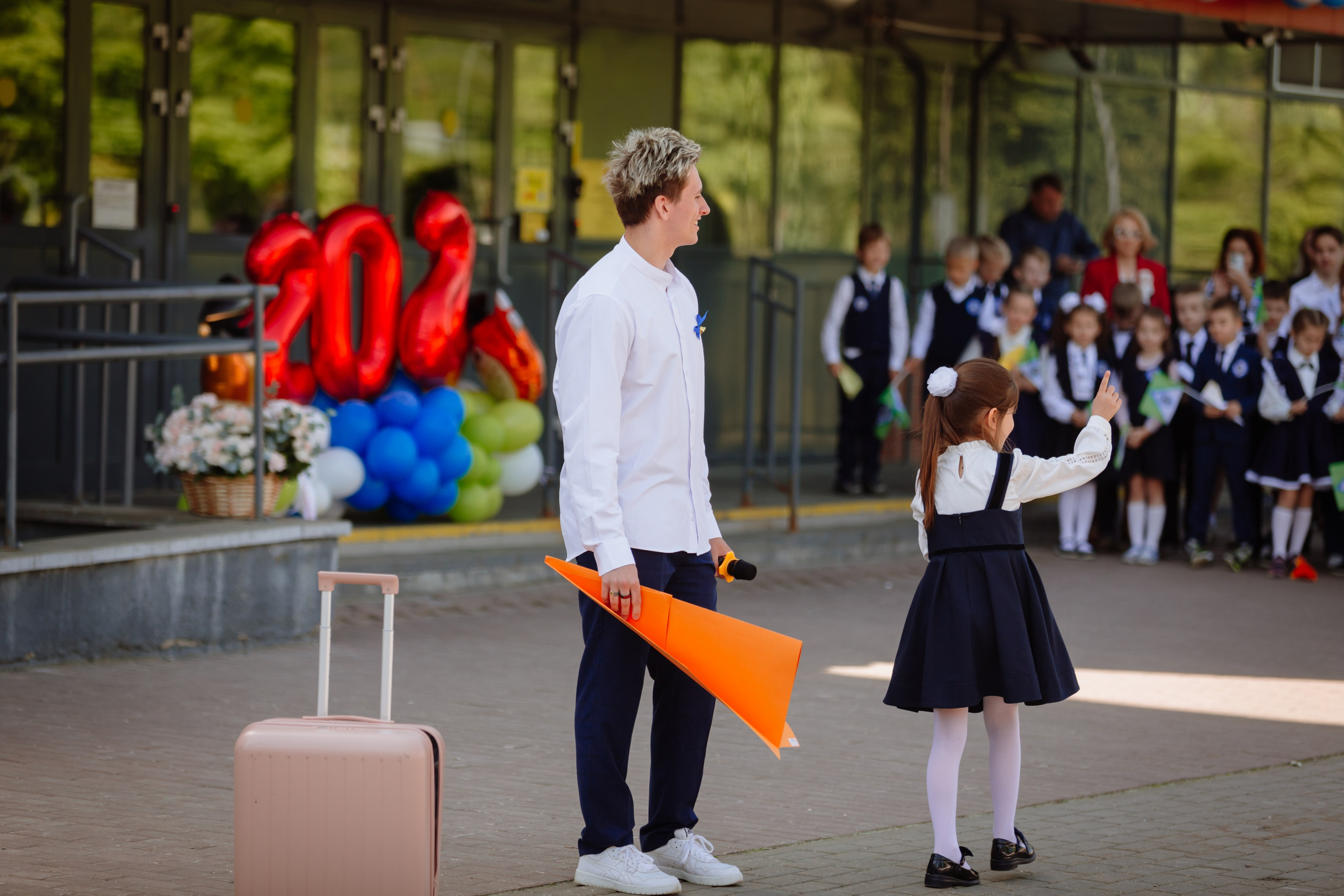 Последний звонок 2024 (2 часа фотосъемки). Профессиональный фотограф Надежда Антонова