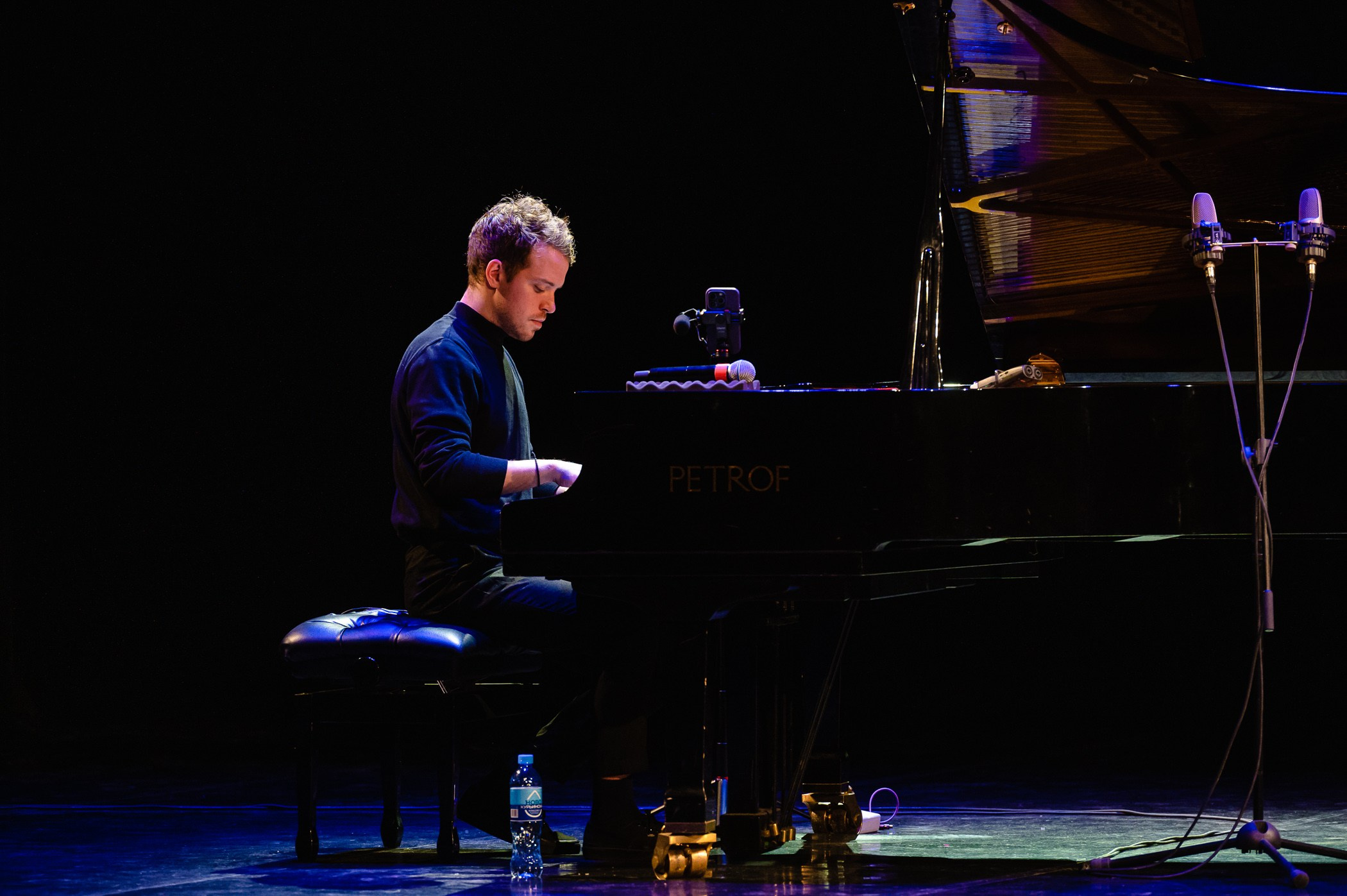 Денис Стельмах Denis Stelmakh Презентация альбома Mayday. Репортажный и концертный фотограф Алексей Патентный в Екатеринбурге