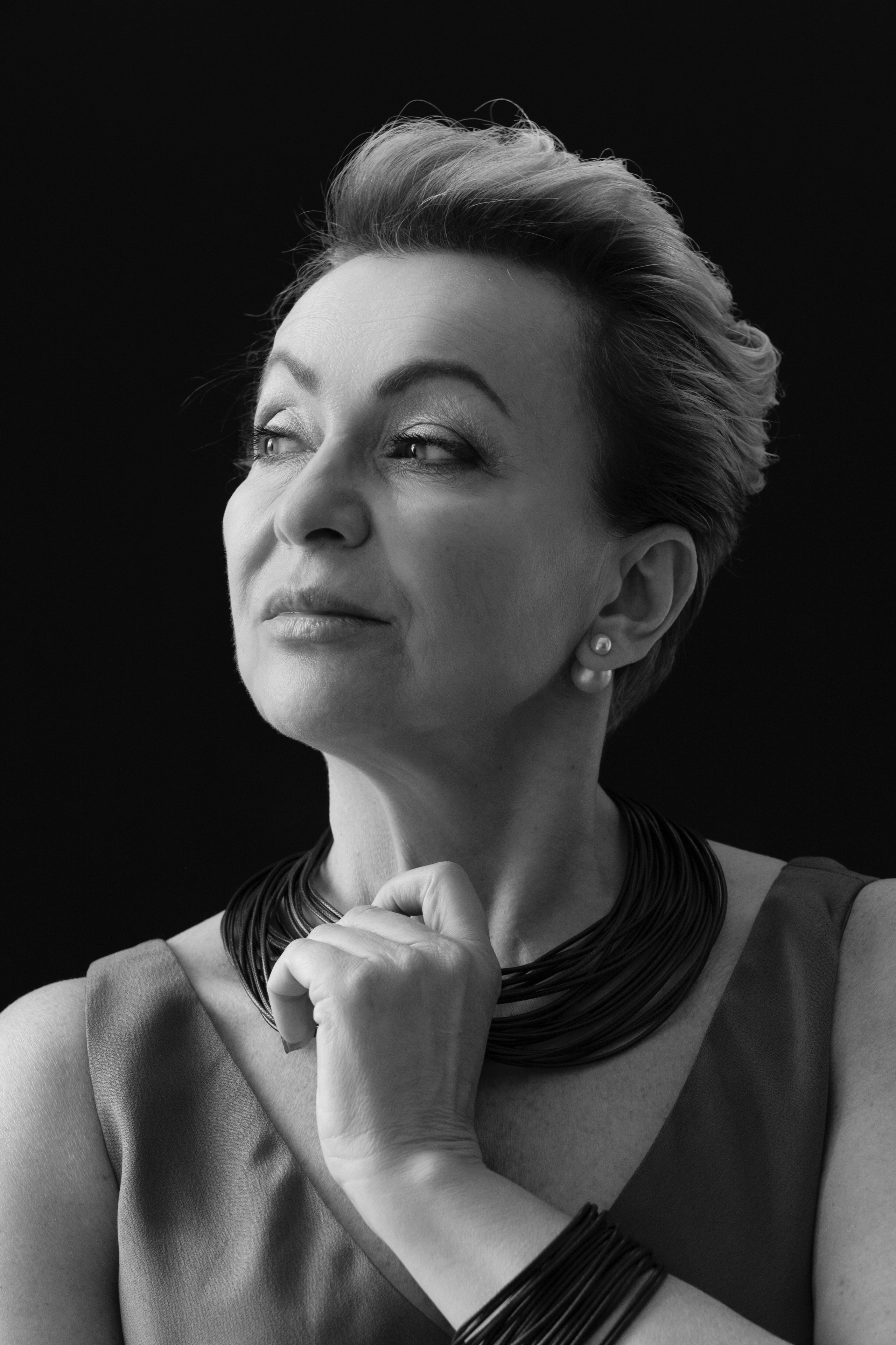 черно-белый портрет