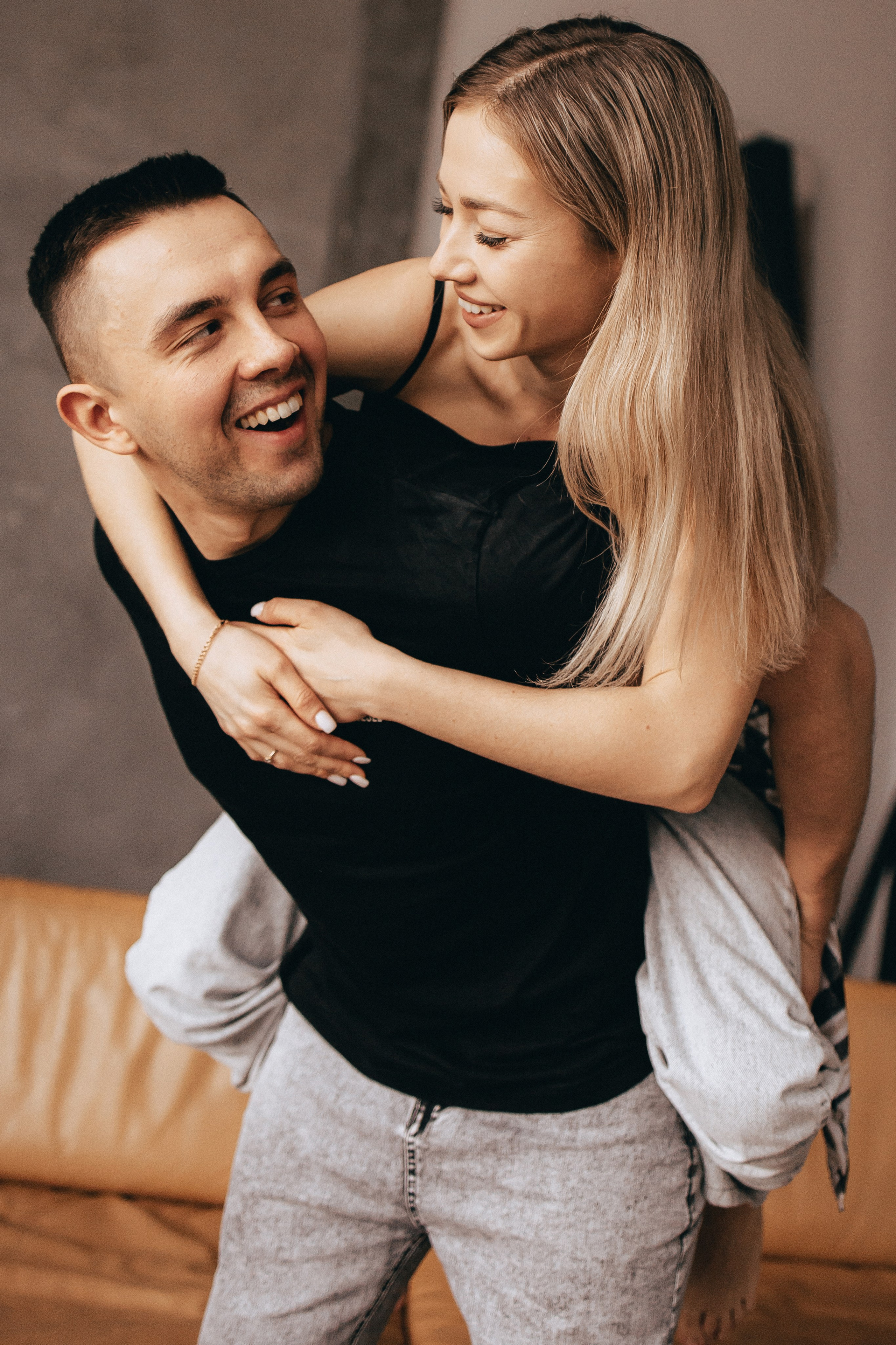 Съемка лавстори в студии Москва Мытищи Щелково. Семейный фотограф в Москве, Щелково, Фрязино _ Виктория Степанова