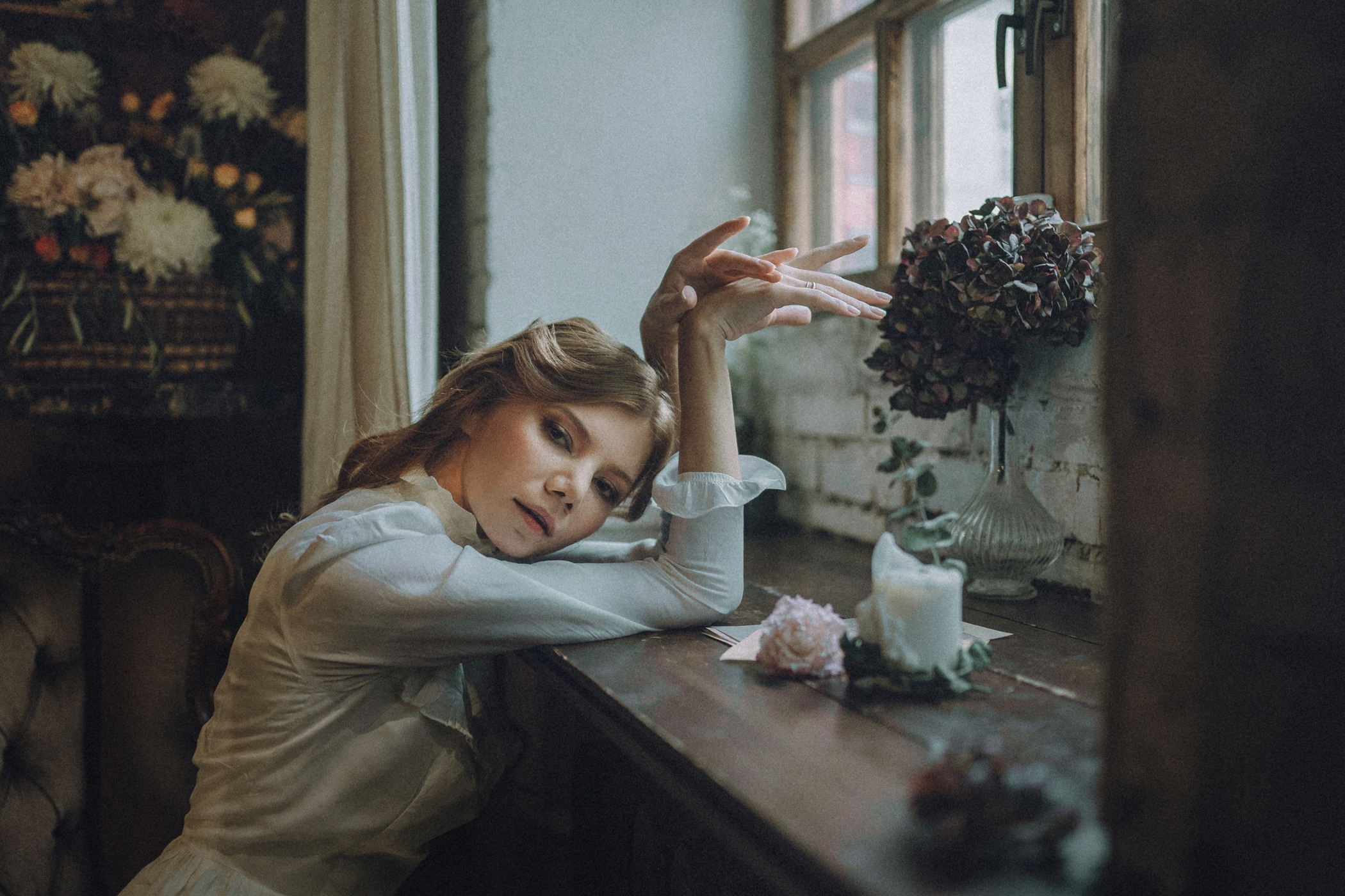 С давно забытым упоеньем смотрю на милые черты…. Фотограф Наталья Колганова