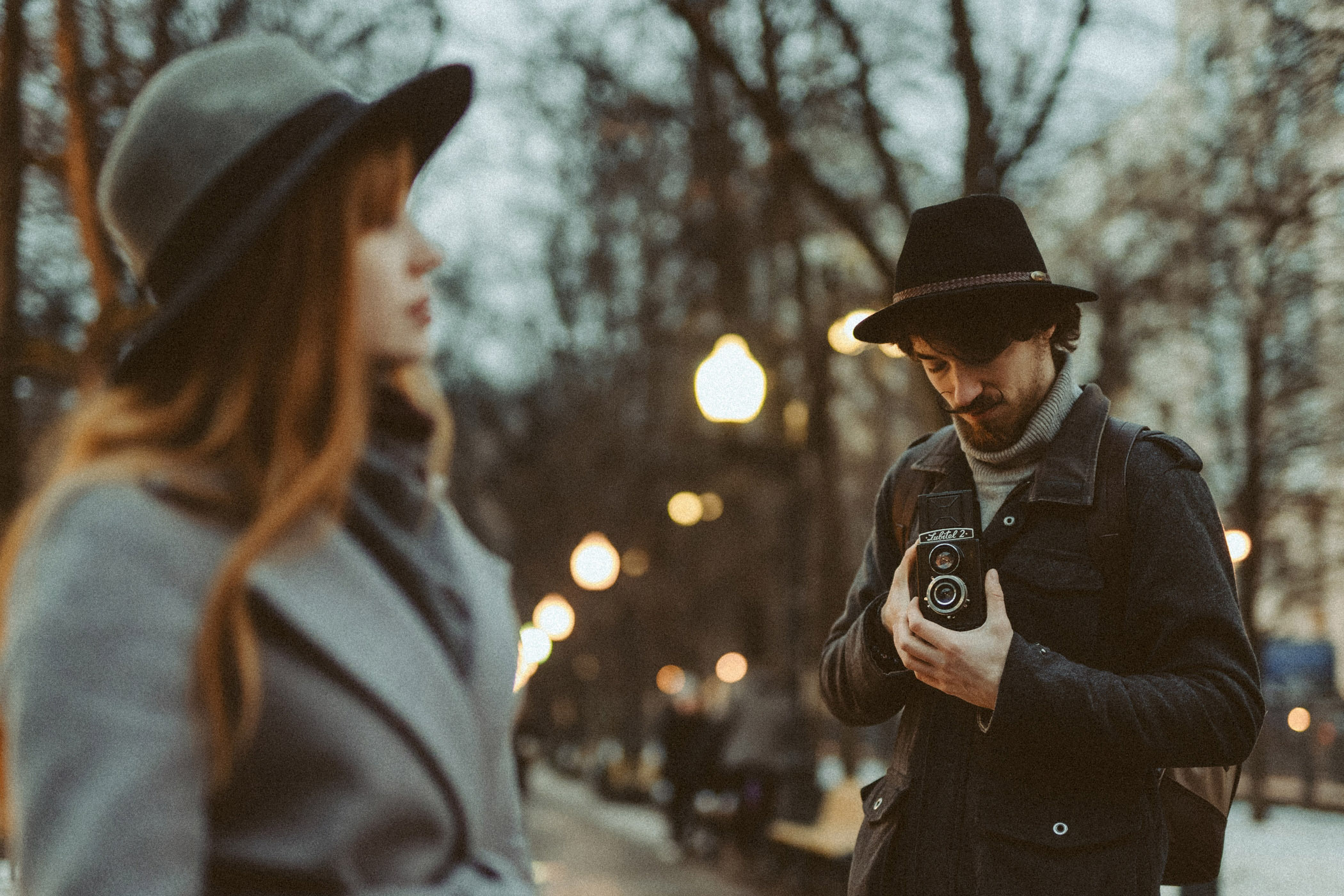 Жар твоих волос — угли в январском костре. Я в нем сгораю. Фотограф Наталья Колганова