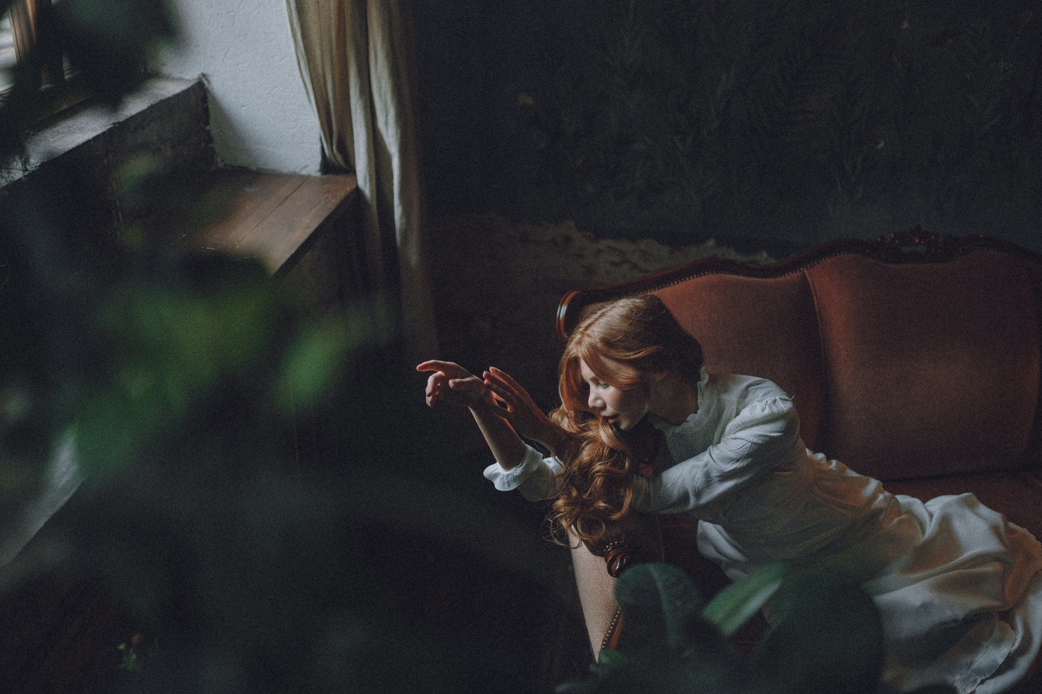 С давно забытым упоеньем смотрю на милые черты…. Фотограф Наталья Колганова