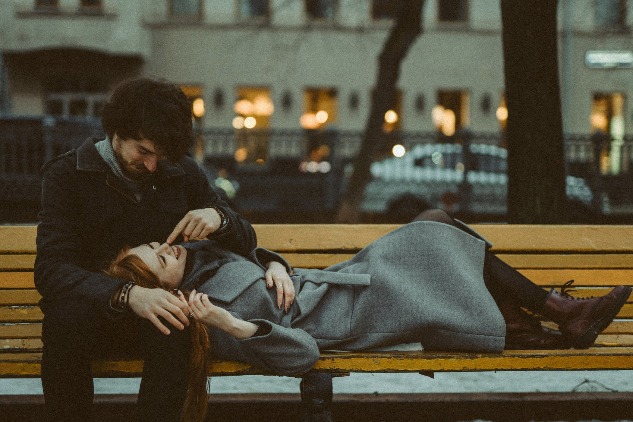 Жар твоих волос — угли в январском костре. Я в нем сгораю. Фотограф Наталья Колганова