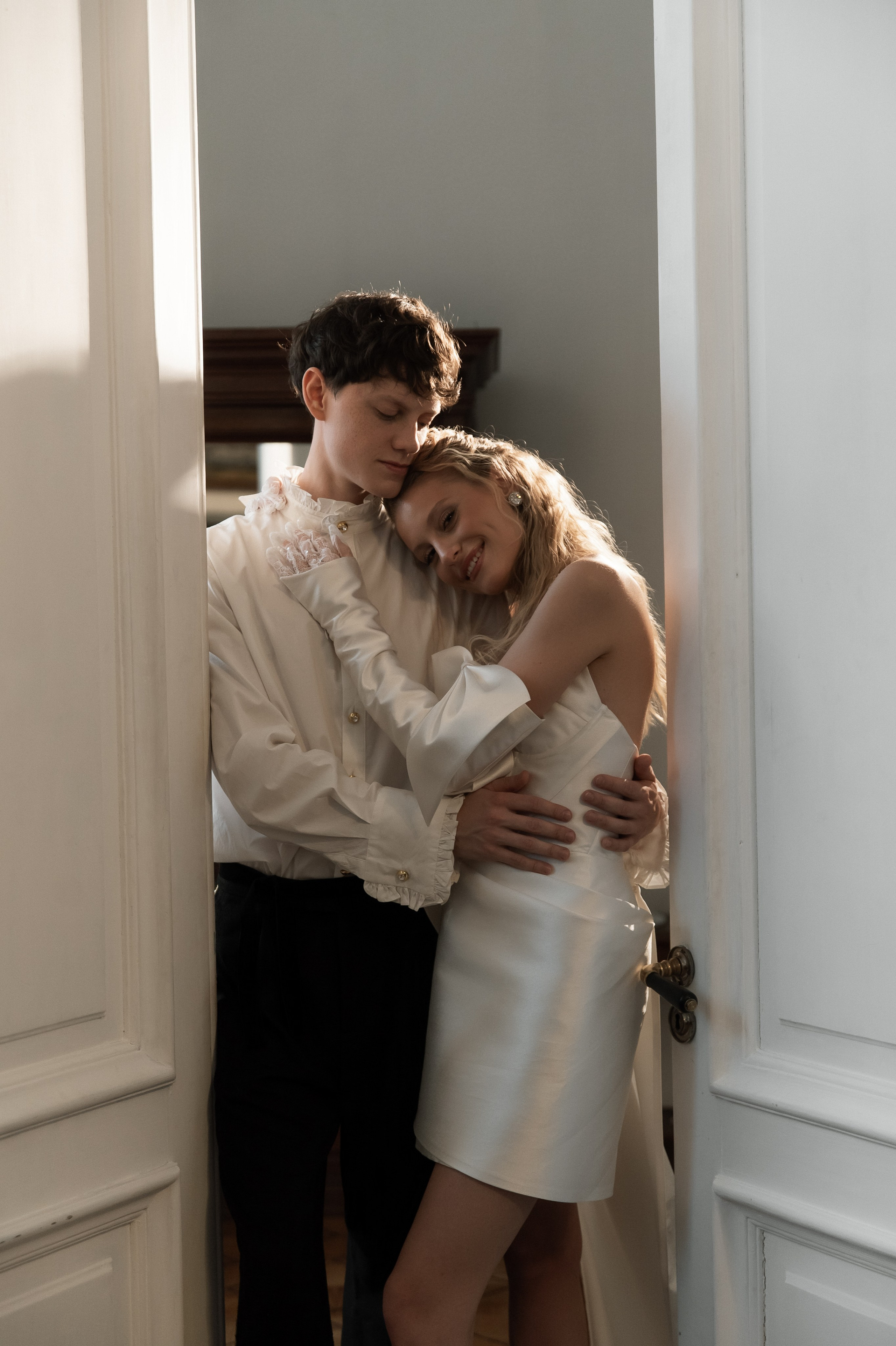 Свадебная съемка в исторической квартире на Чистых прудах. Ярослава Ерина — свадебный фотограф в Москве