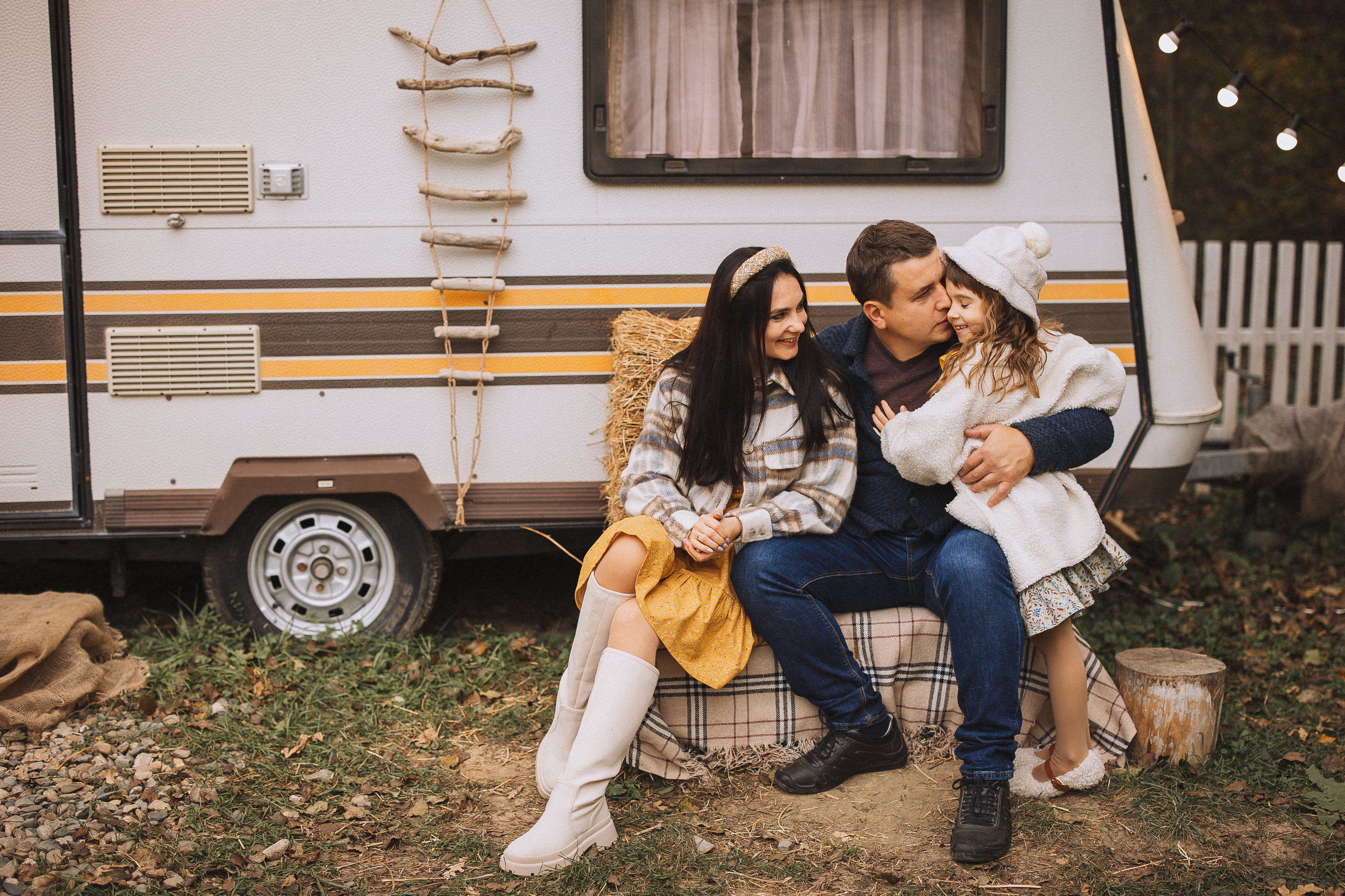 Семейная фотосессия в загородной фотостудии, Clover Dacha. Семейный и детский фотограф в Краснодаре Анна Трашкова