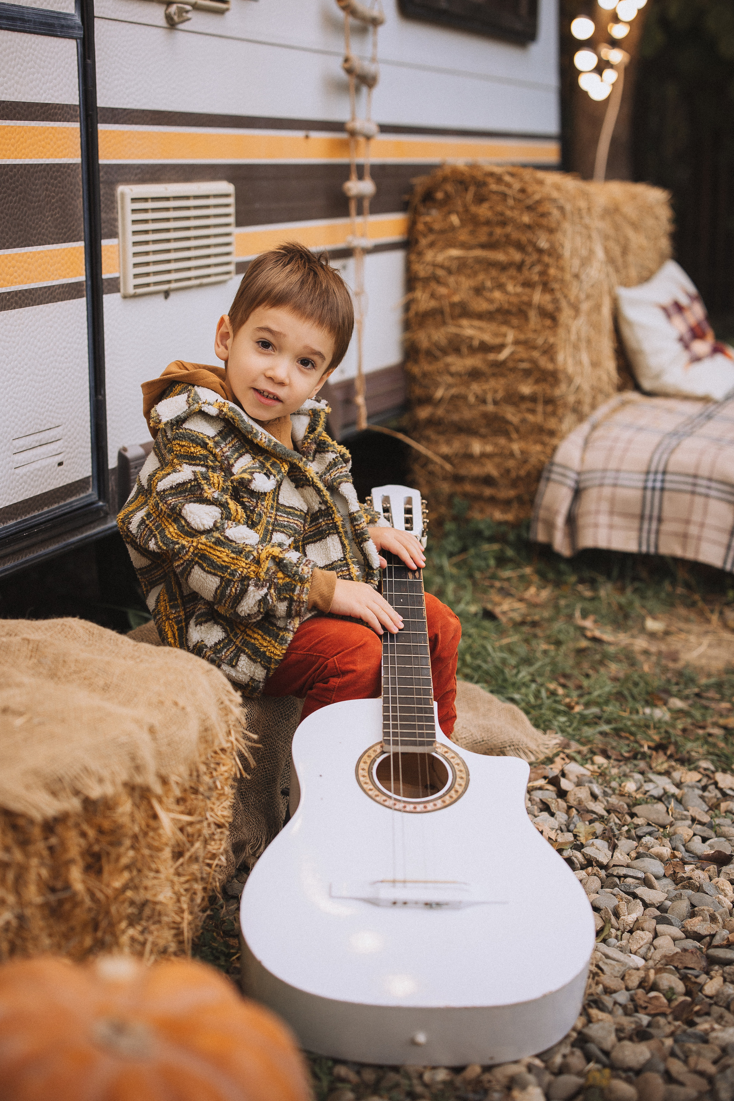 Семейная фотосессия в загородной фотостудии, Clover Dacha. Семейный и детский фотограф в Краснодаре Анна Трашкова