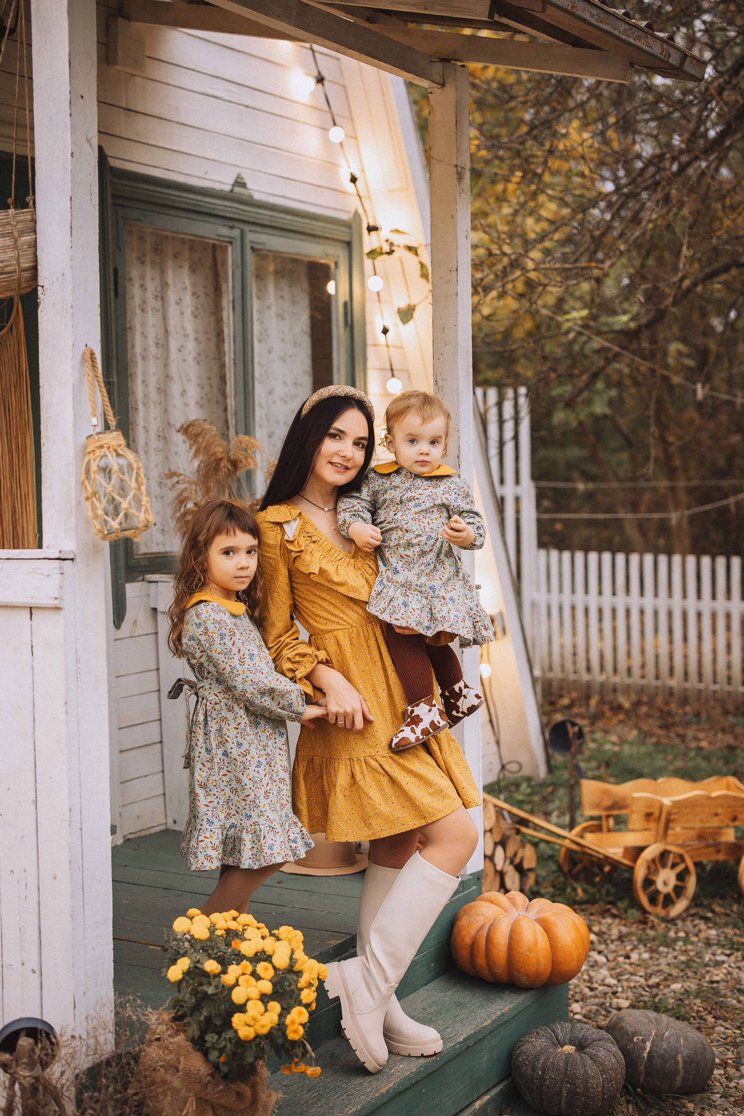 Семейная фотосессия в загородной фотостудии, Clover Dacha. Семейный и детский фотограф в Краснодаре Анна Трашкова