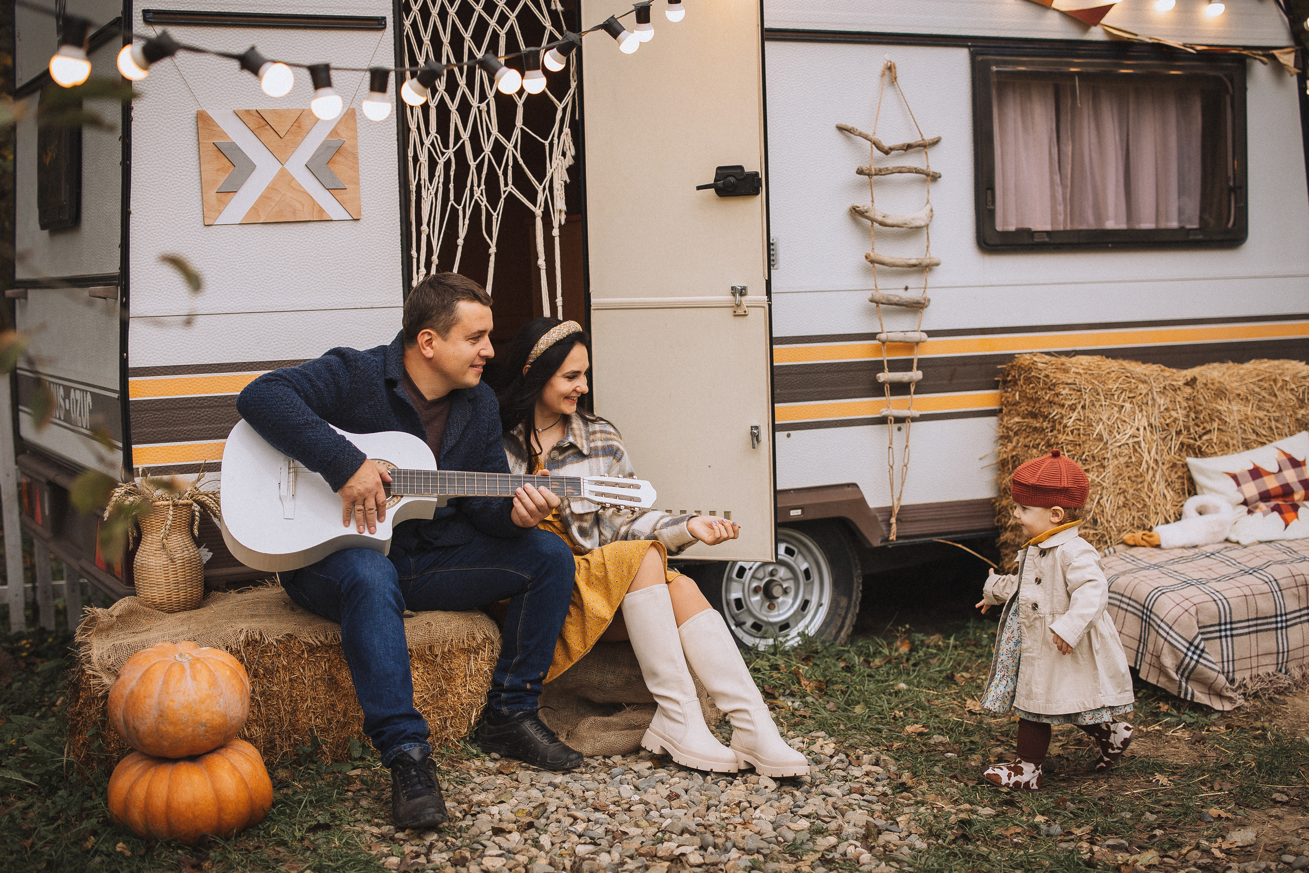 Семейная фотосессия в загородной фотостудии, Clover Dacha. Семейный и детский фотограф в Краснодаре Анна Трашкова
